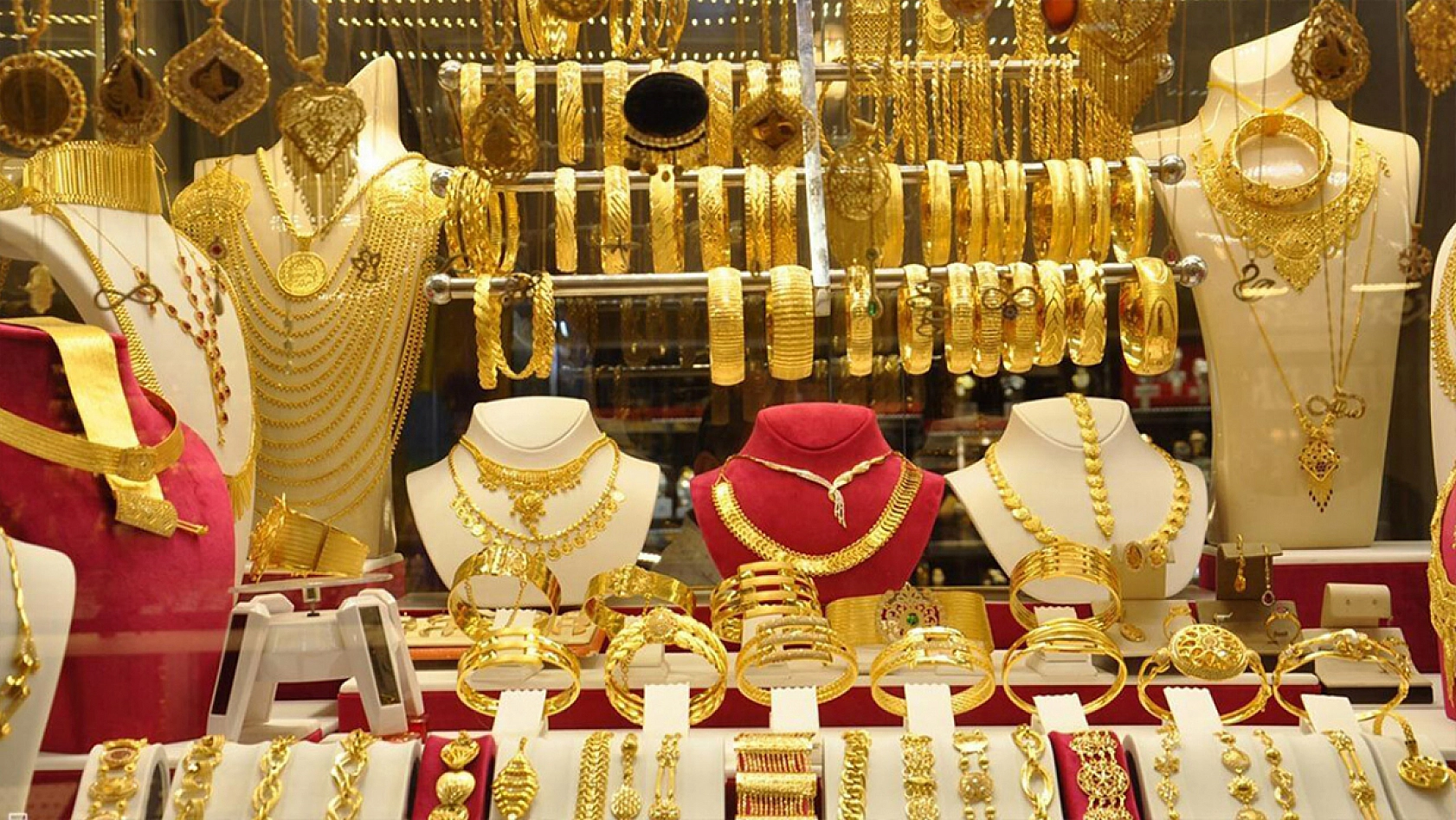 Elazığ'da çeyrek, gram ve yarım altın fiyatları bugün ne kadar? (25.12.2024)