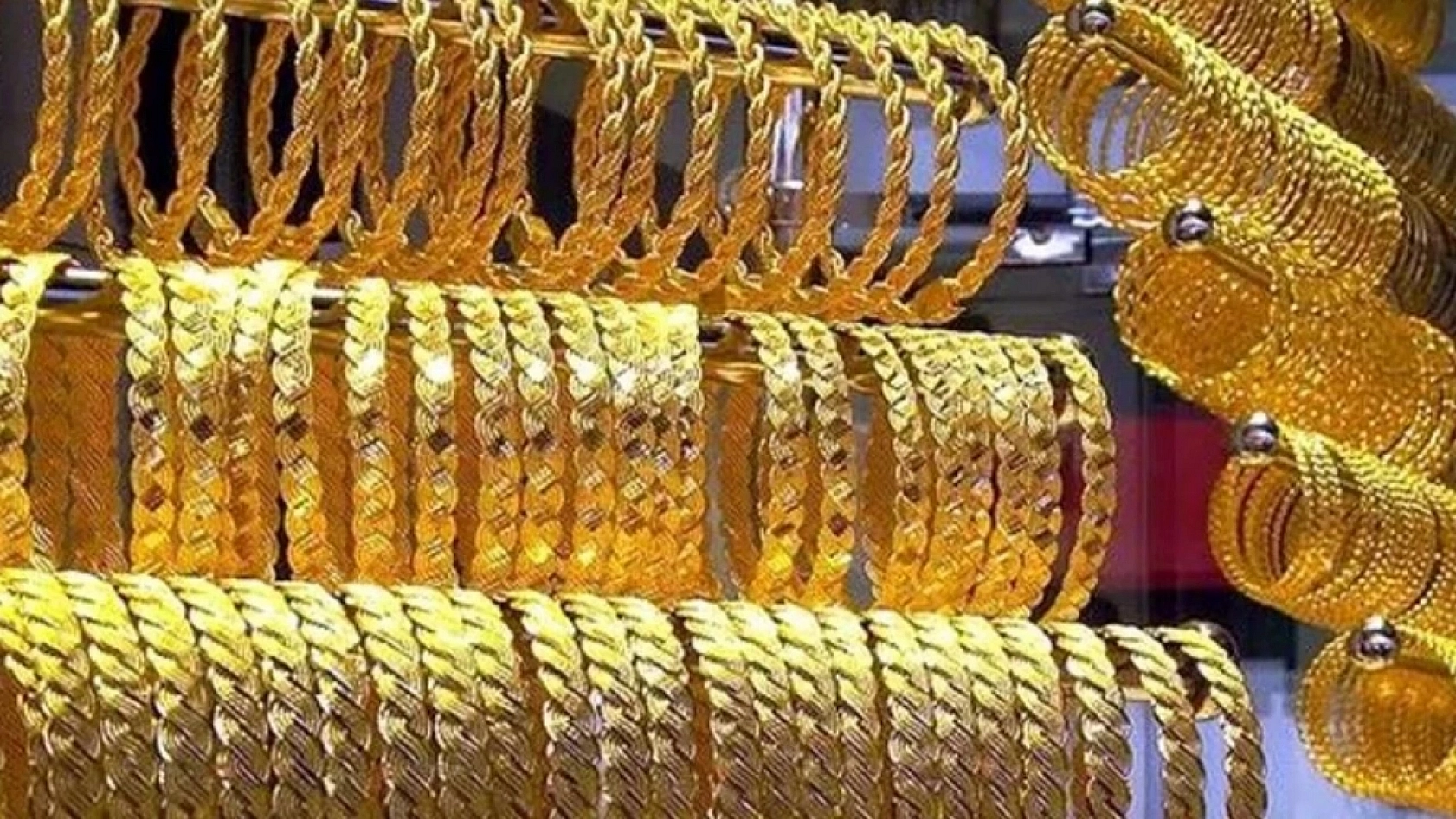 Finans Analisti İslam Memiş uyardı! Gram altın için 14 bin lira…. Yeni hedefi açıkladı