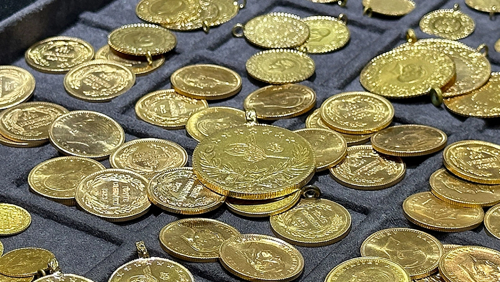 Altın Çakıldı: Piyasalar baskı altında