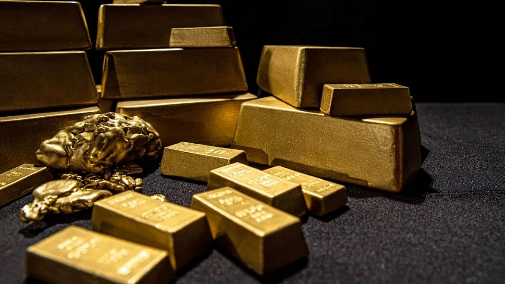 İslam Memiş'ten altın yatırımcılarını sarsan açıklama