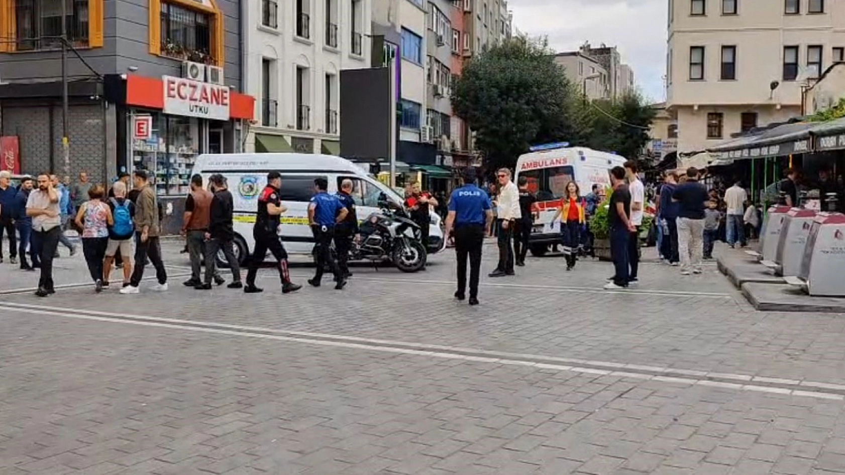 Döviz bürosunda silahlı kavga: 2 ölü, 2 yaralı