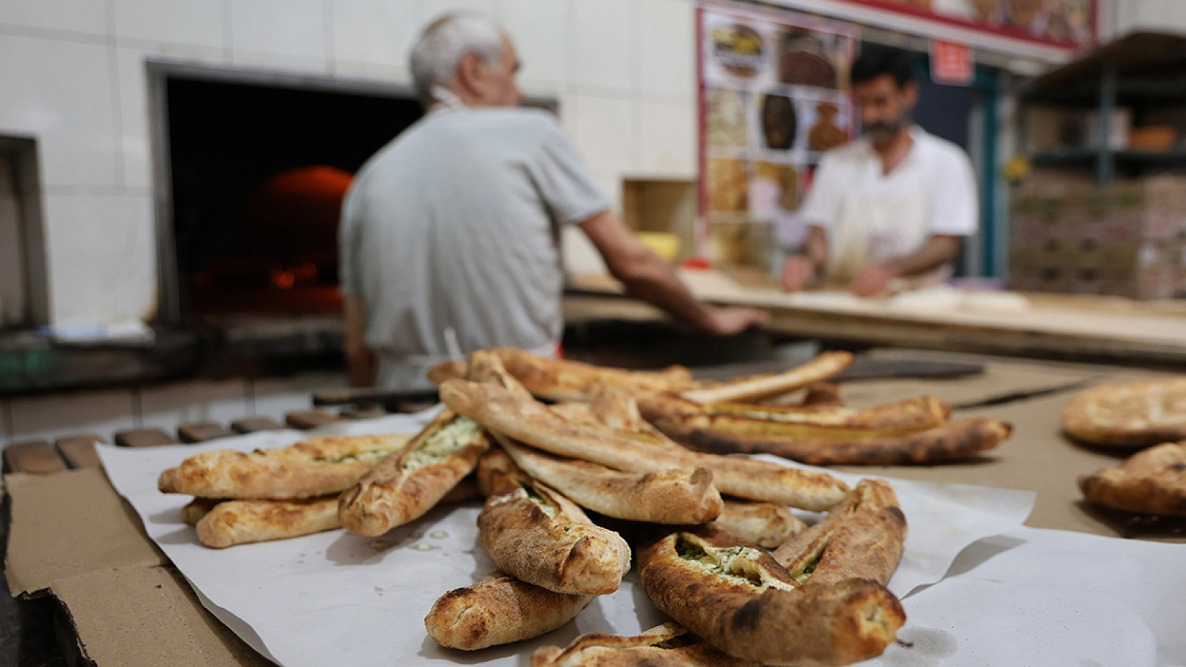 Elazığ'da fırıncılar ateşle imtihanda