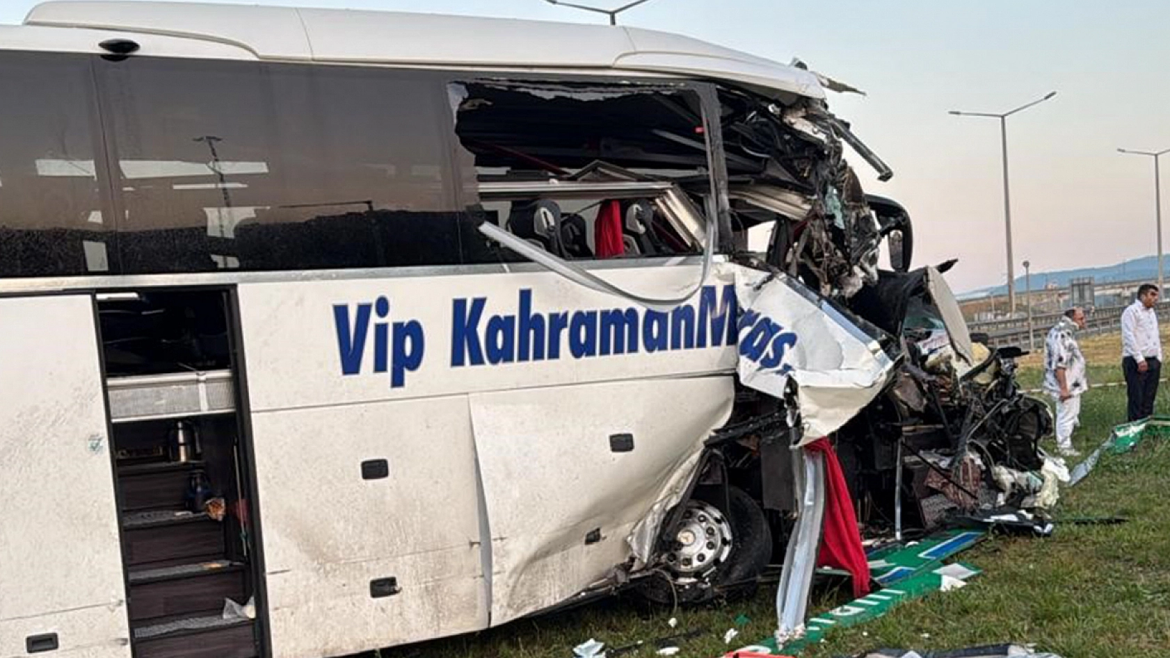 Katliam gibi kaza: 5'i Ağır 15 yaralı