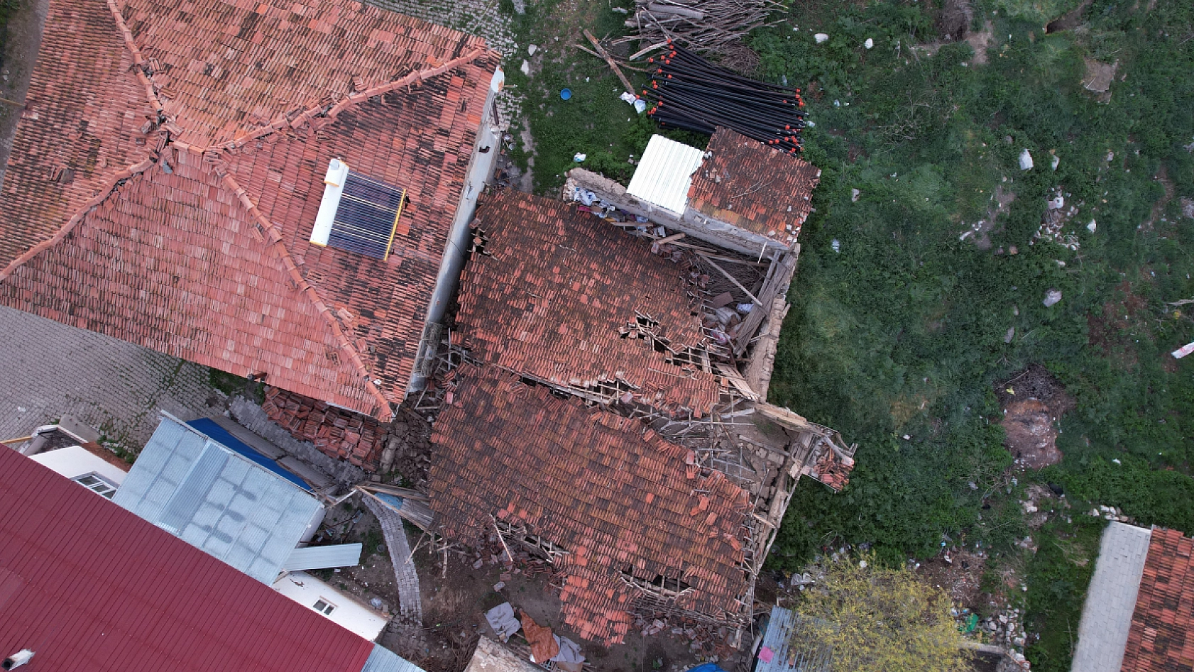 Tokat'taki Depremin İzleri Gün Ağarınca Ortaya Çıktı