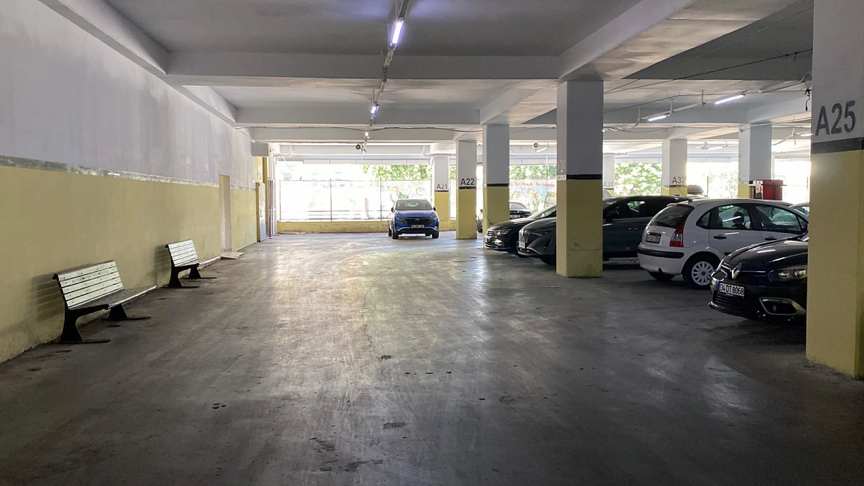 Pazar yerinde erkek cesedi bulundu