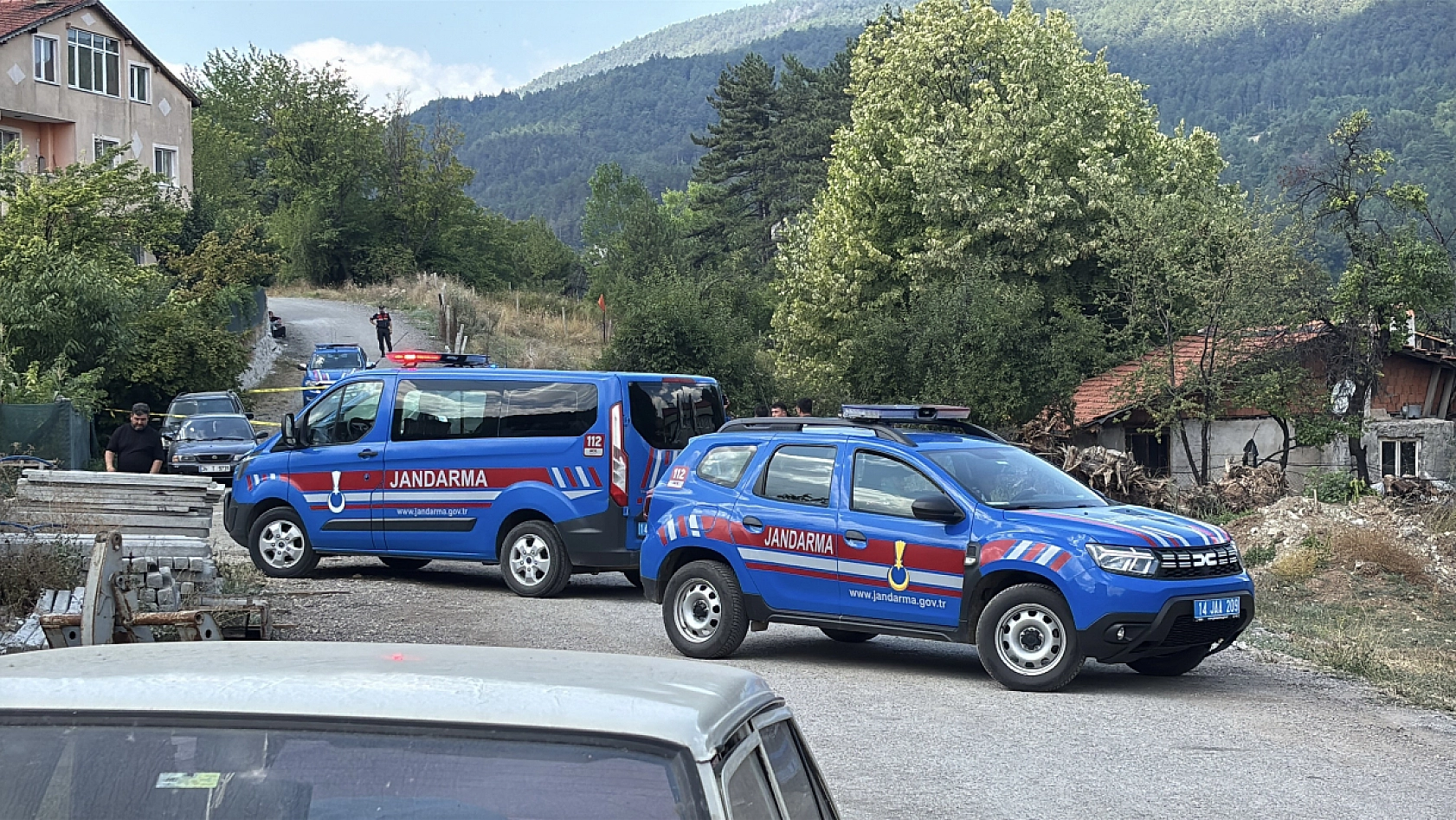 Arazi kavgası kanlı bitti! Baba ve oğlu öldü