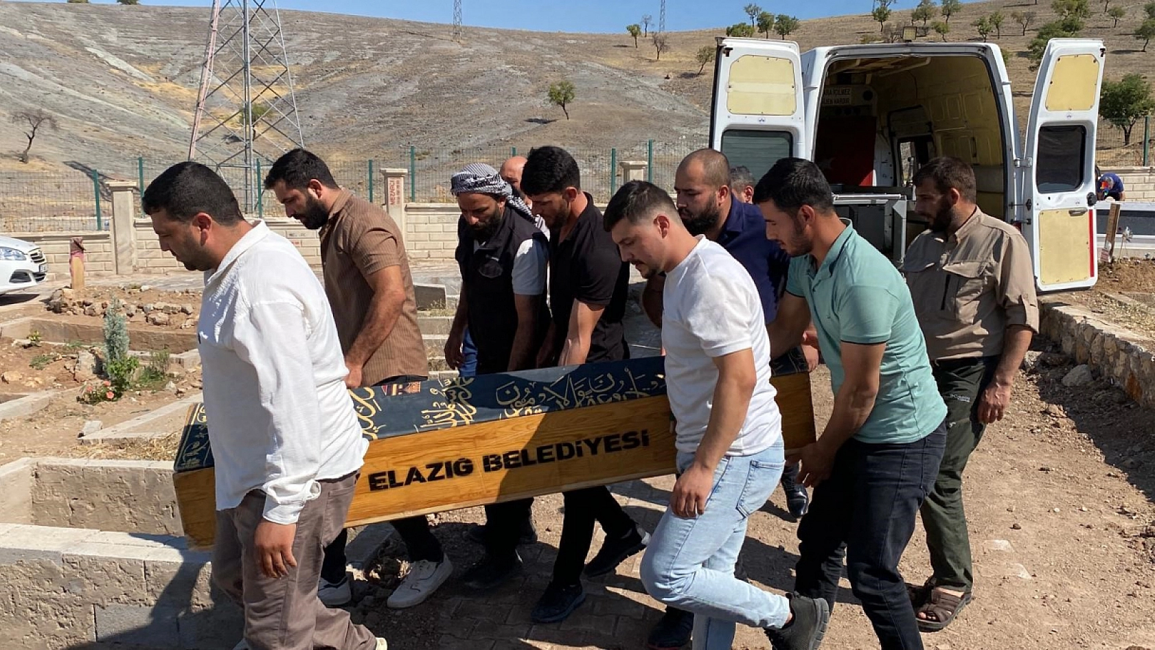 Elazığ'da piknikte yıldırım çarptı: 10 yaşındaki kız hayatını kaybetti