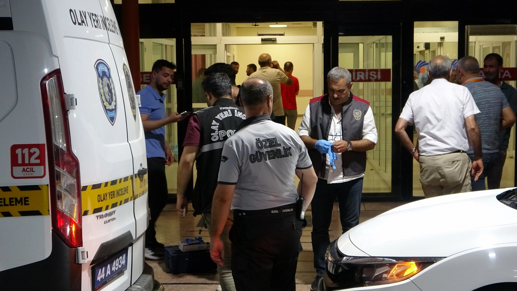 Cinayetin azmettiricisi olarak gördüğü akrabasına tırla çarptı