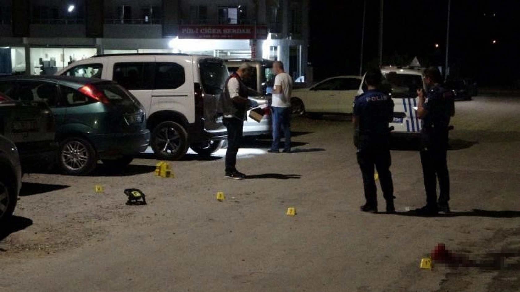 Cinayetin azmettiricisi olarak gördüğü akrabasına tırla çarptı
