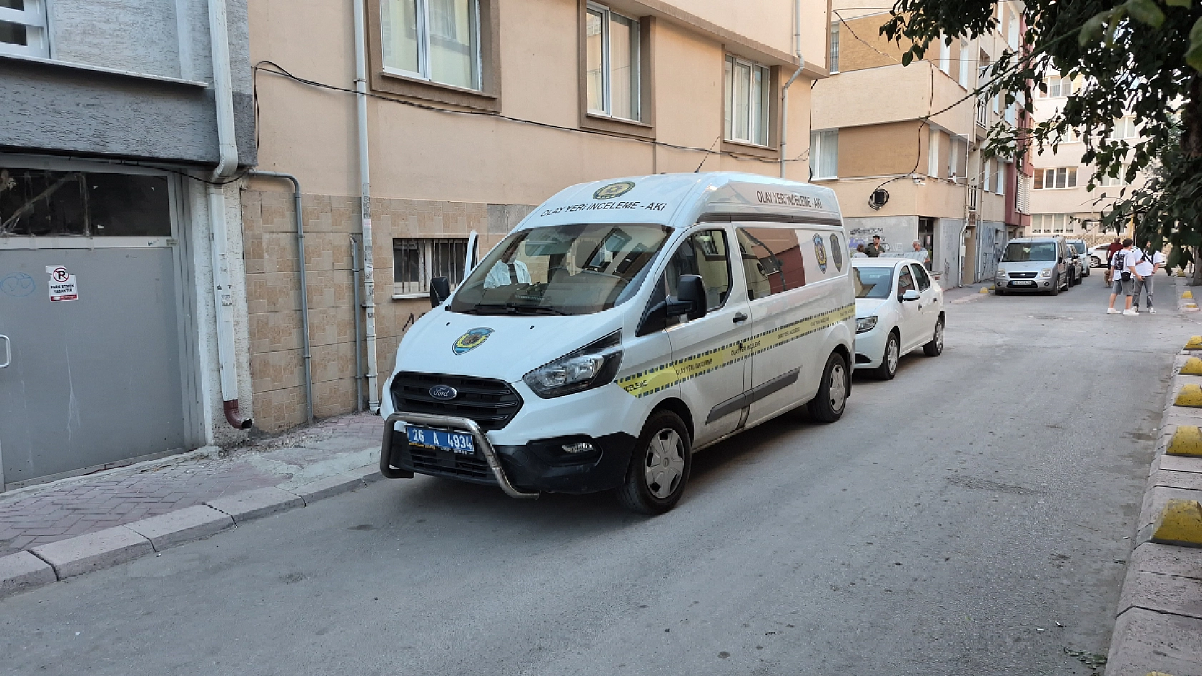 Apartman deposunda şüpheli ölüm