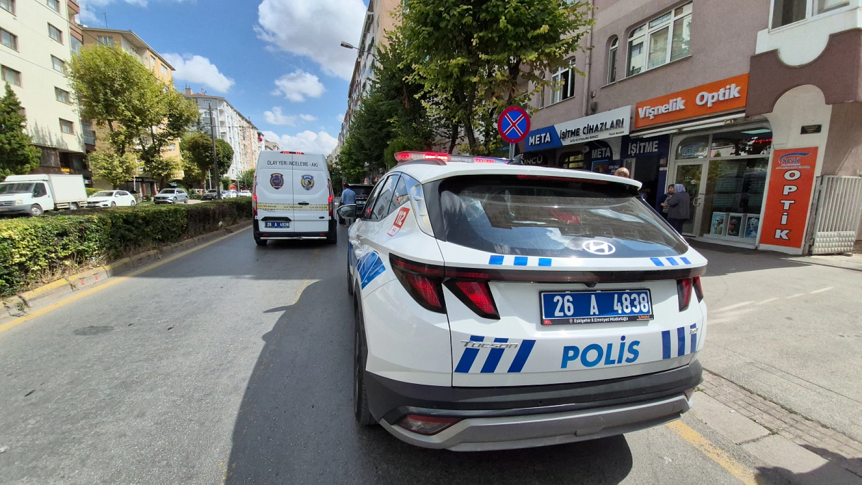 Bir şahıs binanın merdiven boşluğunda ölü bulundu