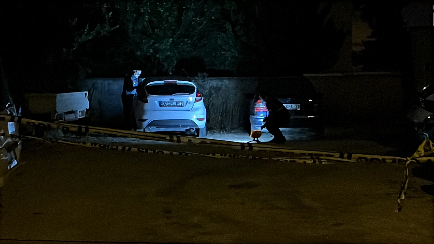Konya'da 22 yaşındaki genç otomobilin arka koltuğunda ölü bulundu