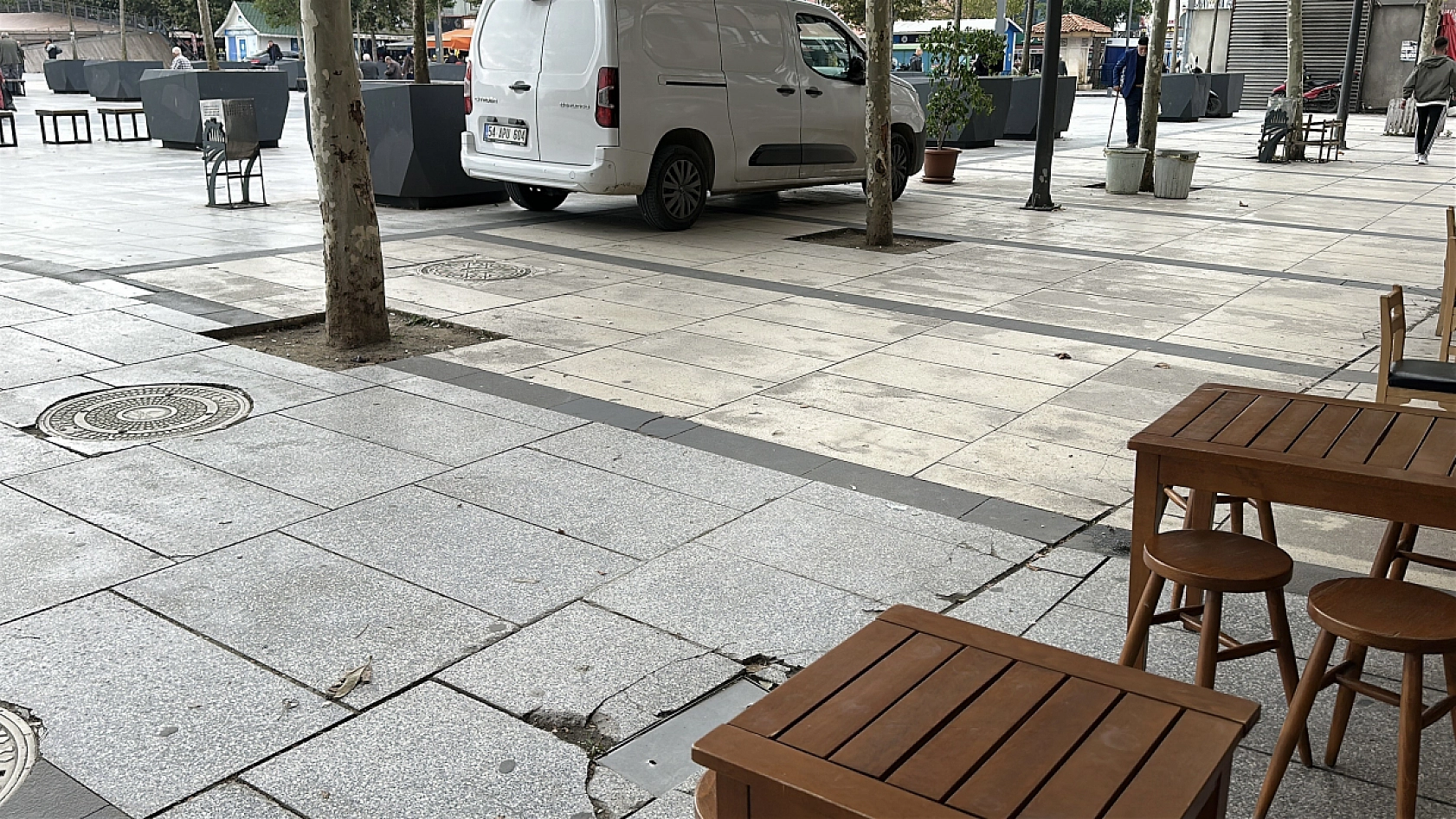 17 yaşındaki kıza saldıran şahısa meydan dayağı