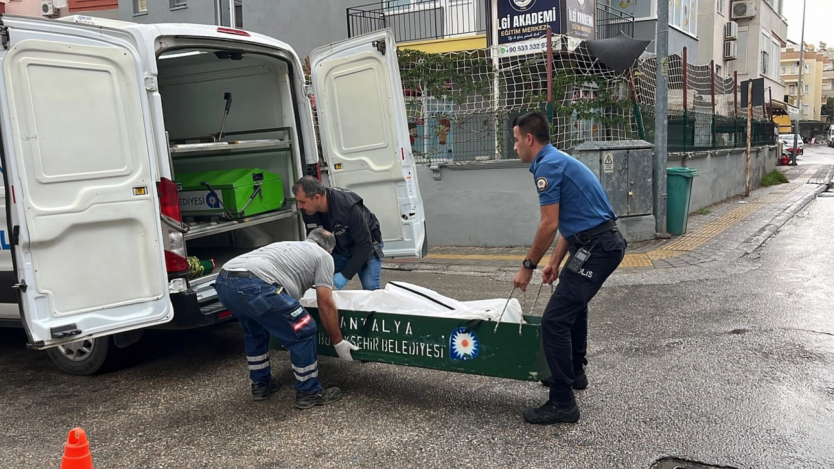 Pansiyonda kalan adam ölü bulundu