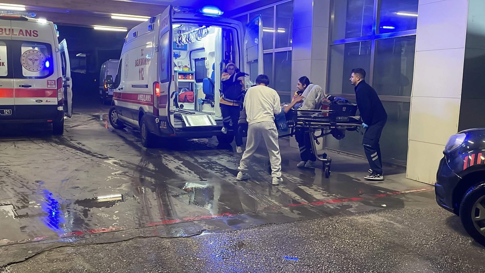 Parkta dehşet! 2 çocuk ağır yaralı