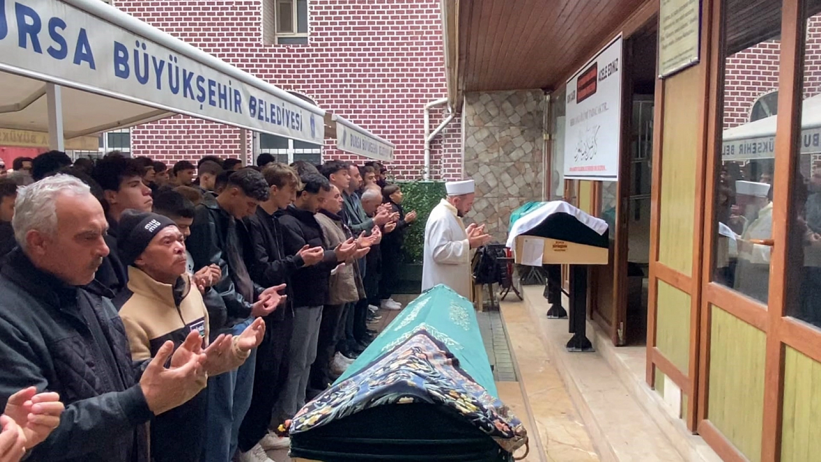 18 yaşındaki genç hayatını kaybetti