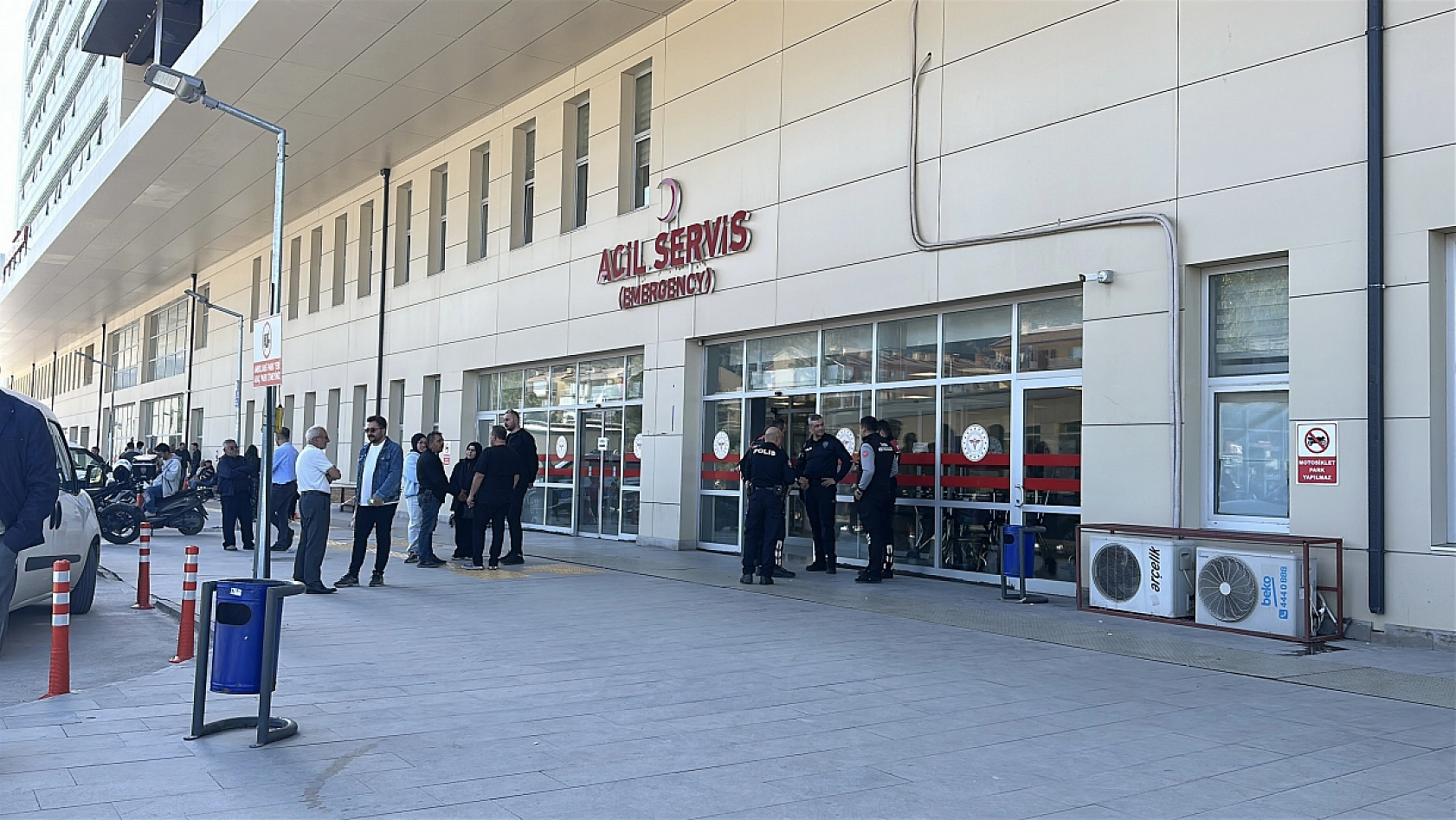 Silahlı kavga: 1'i ağır 3 yaralı
