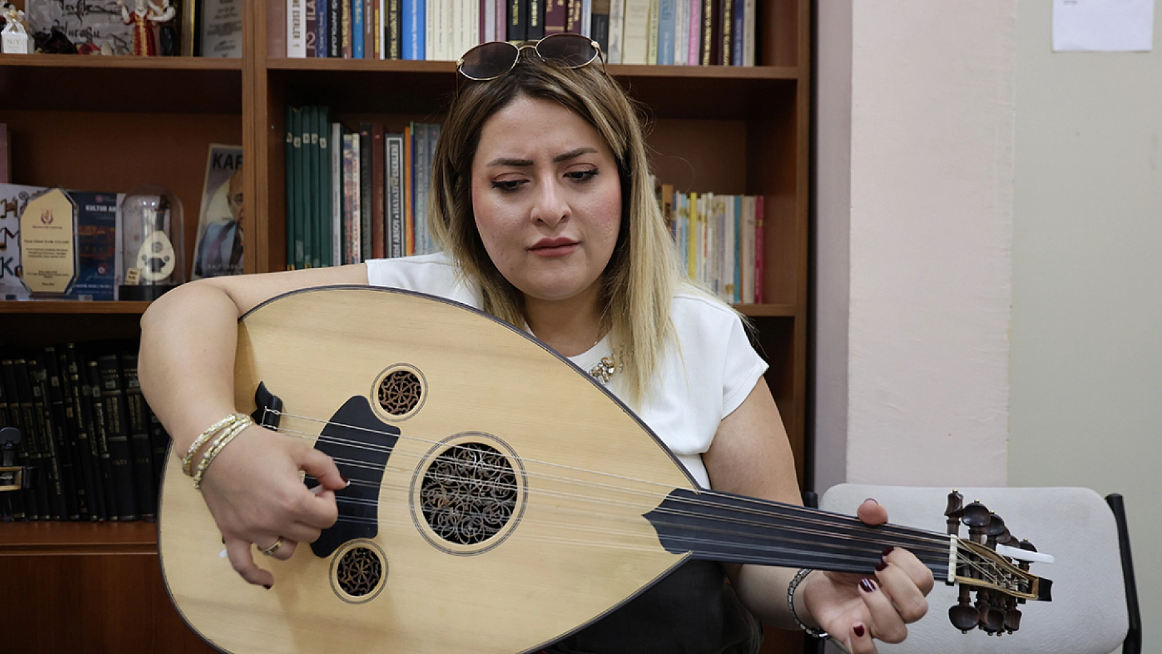 Elazığ'da çocukluk hayali için hemşireliği bıraktı