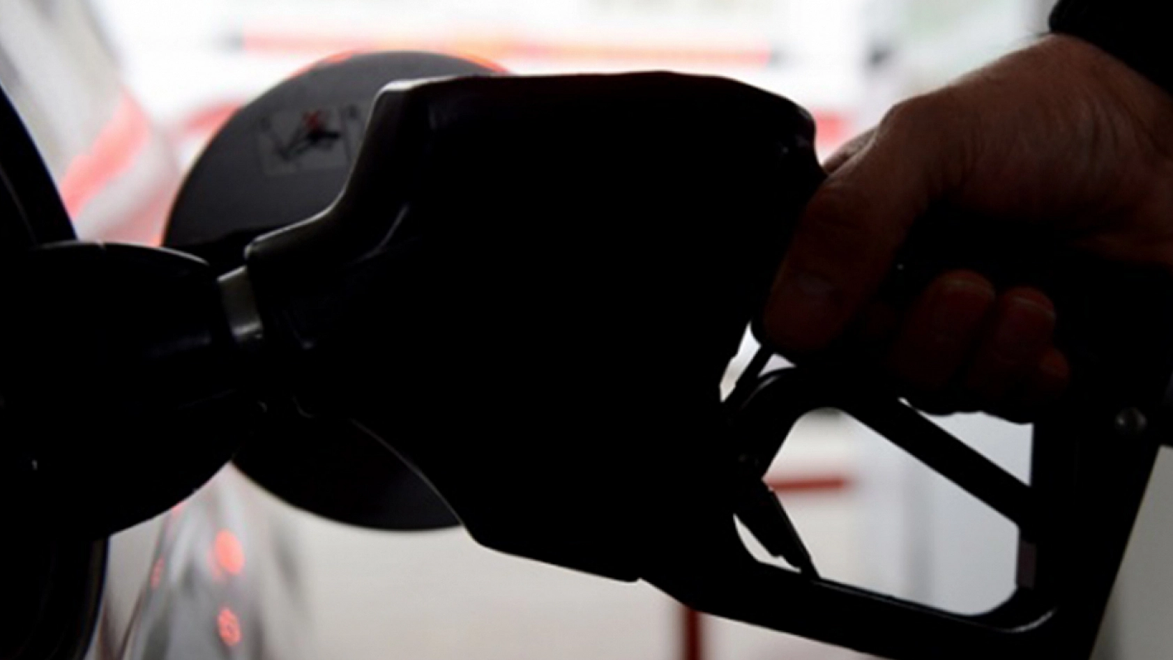 Elazığlılar dikkat! Benzine indirim, LPG'ye zam geldi