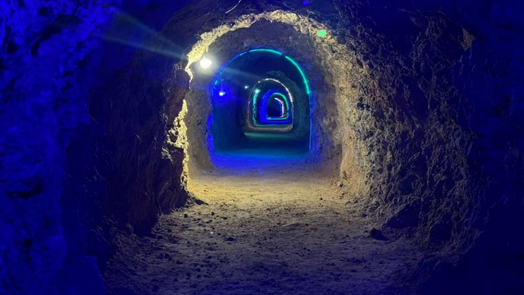Elazığ'ın gizli cenneti: 450 Metrelik gizemli mağara