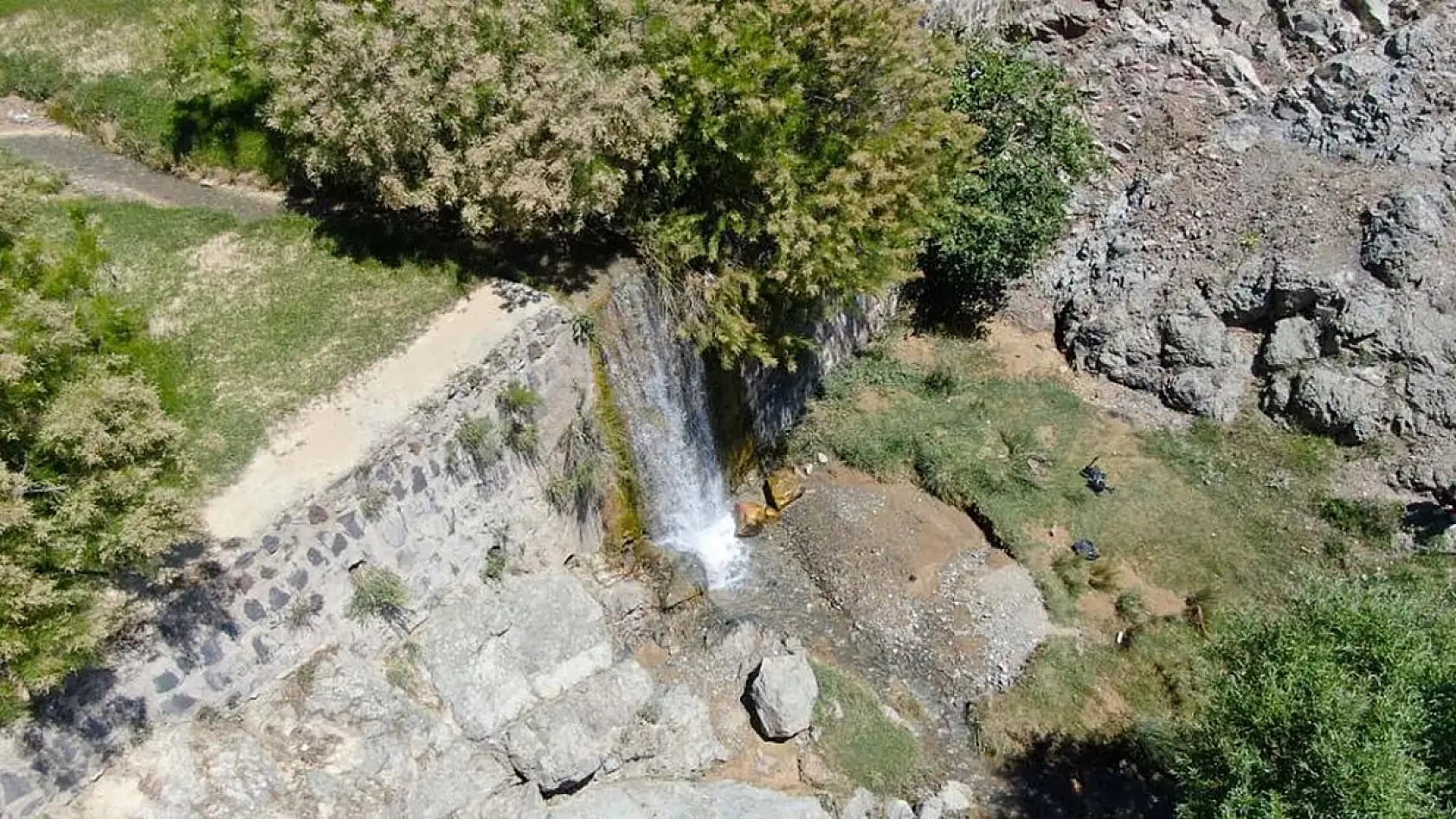 Elazığ'daki Bu Yeri Duyan Hayrete Düşüyor, Hemen Dibimizdeki Saklı Cennet