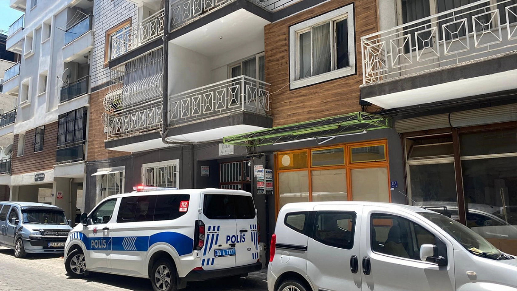 Apartmanı saran kötü kokunun sebebi ceset çıktı