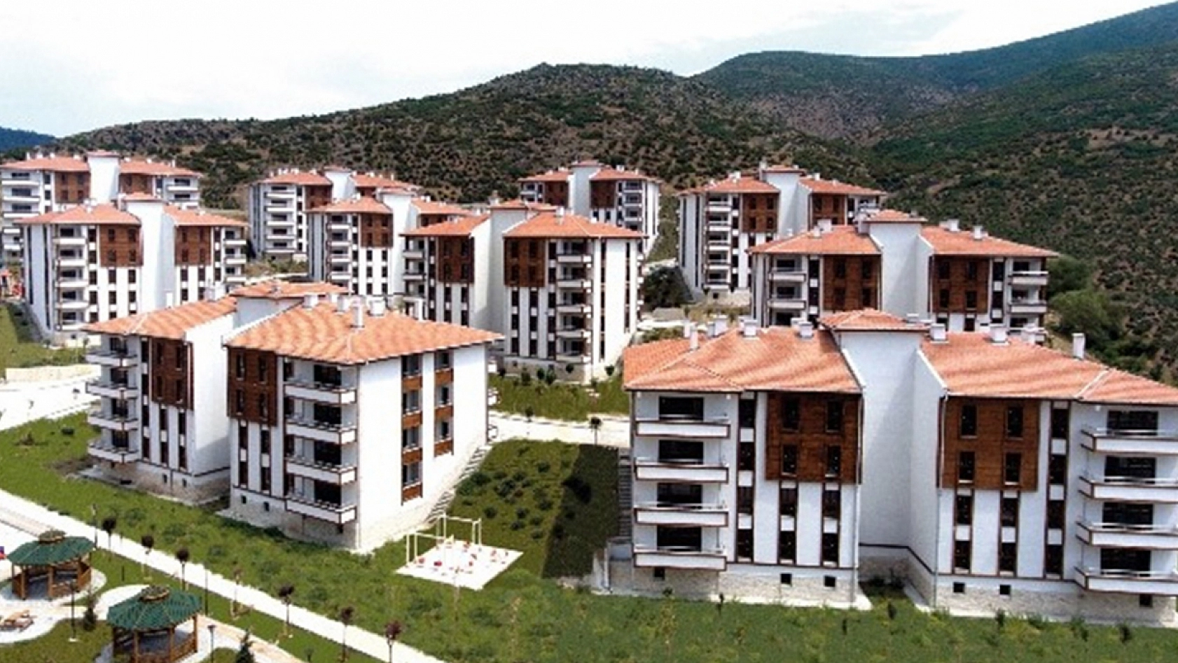 Cumhurbaşkanı Erdoğan, Yüzyılın Konut Projesi'nin detaylarını paylaştı