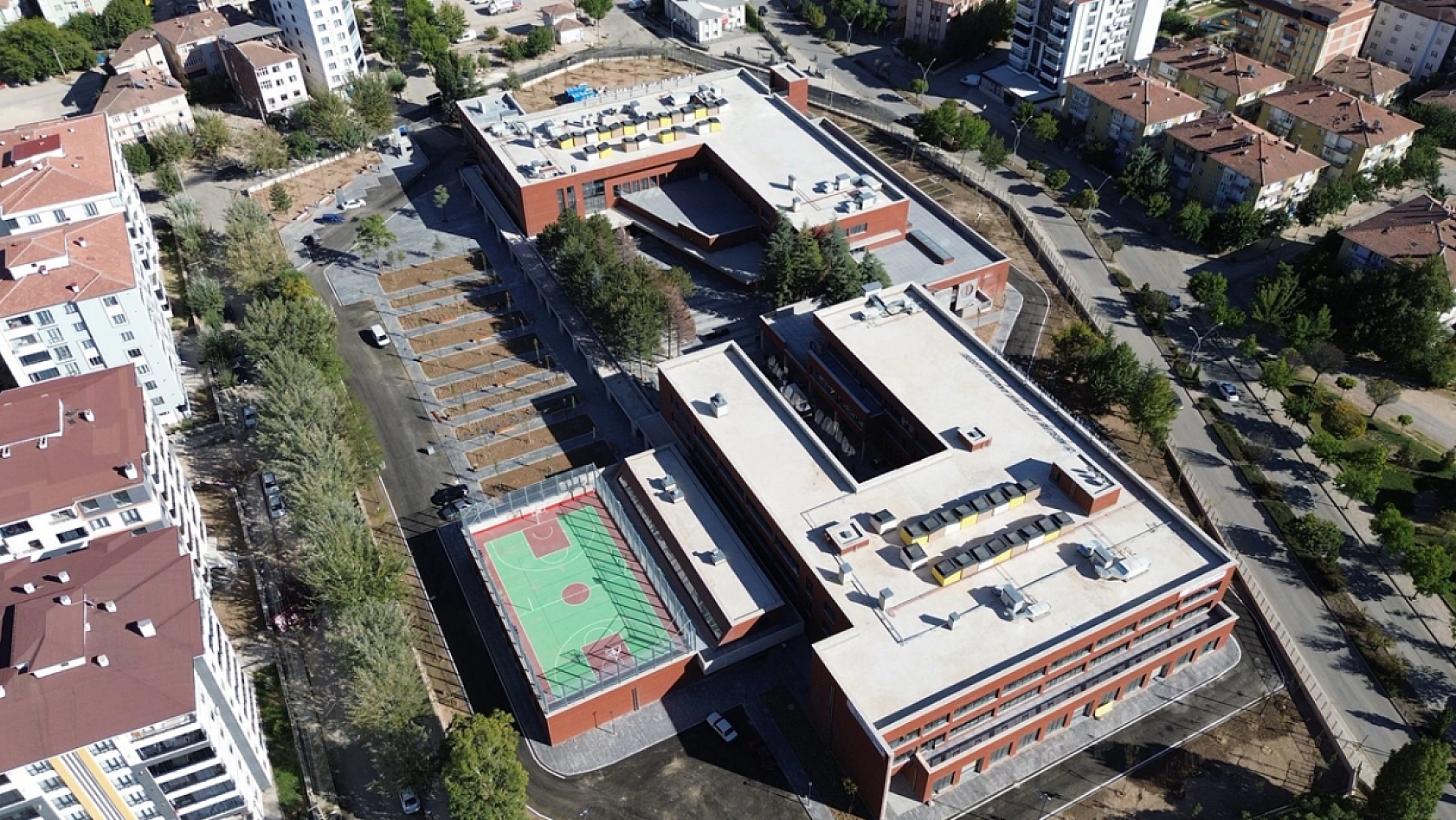 Türkiye'nin en büyük kampüsü Elazığ'da açılıyor