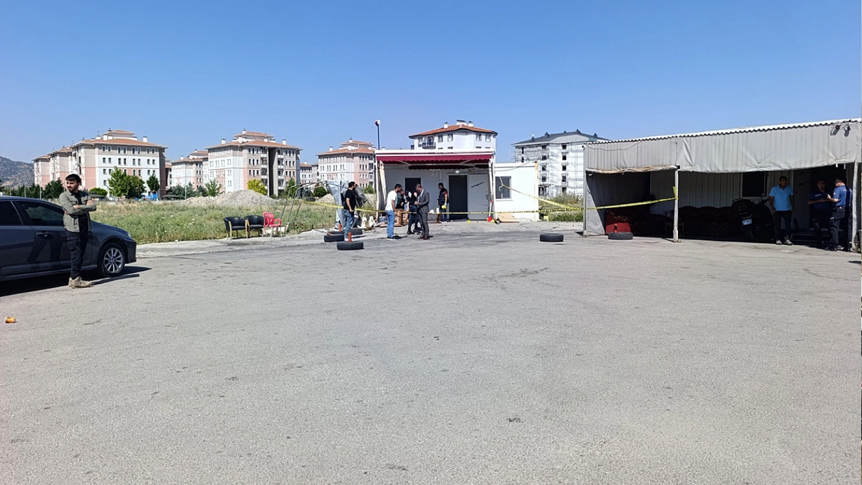 Minibüs durağına silahlı saldırı: 1 ölü, 1 yaralı