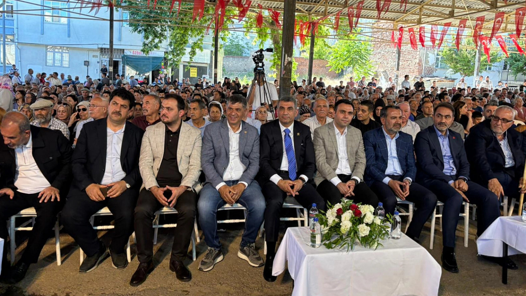 Elazığ'da aşure günü coşkusu