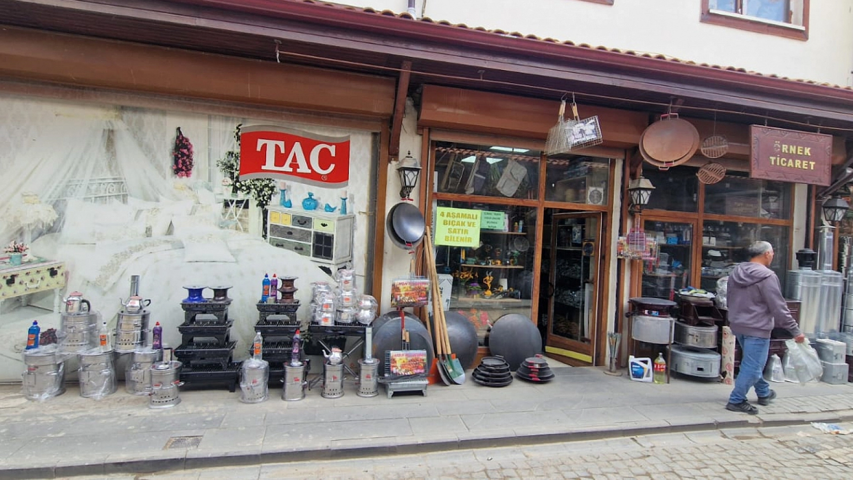 Elazığ'a bahar geldi o ürüne talep arttı
