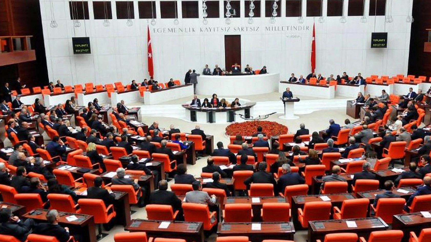 Öğrenci affı düzenlemesi TBMM'de kabul edildi
