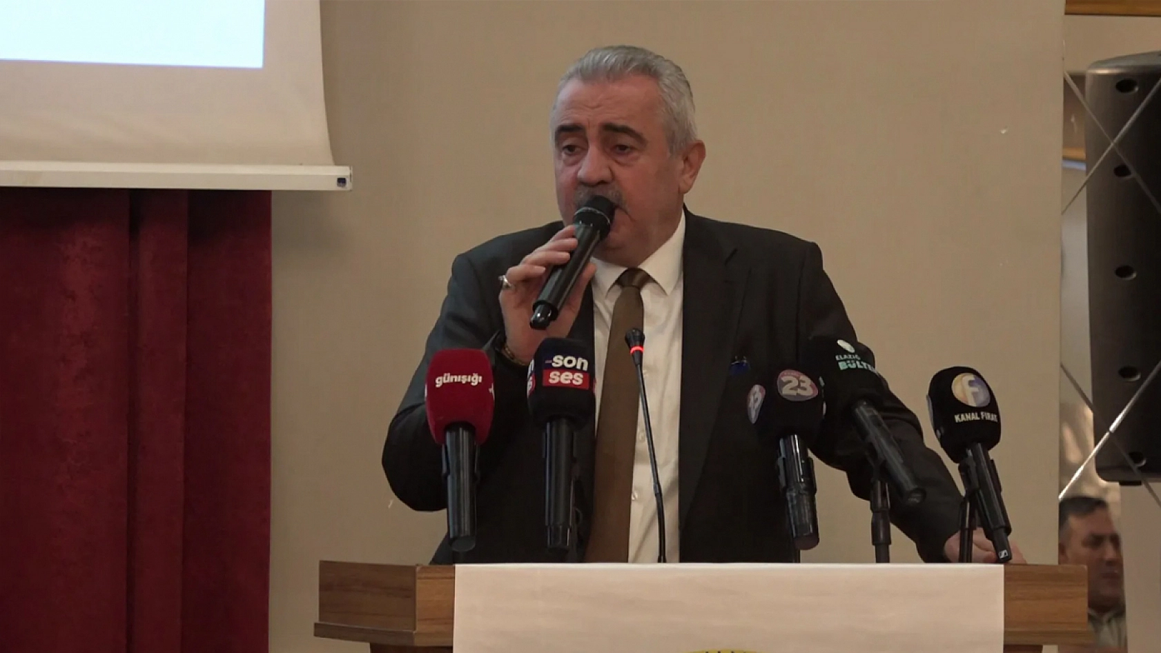 Gökhan Arpa Yeniden HAK-İŞ Hizmet-İş Elazığ Şube Başkanı seçildi