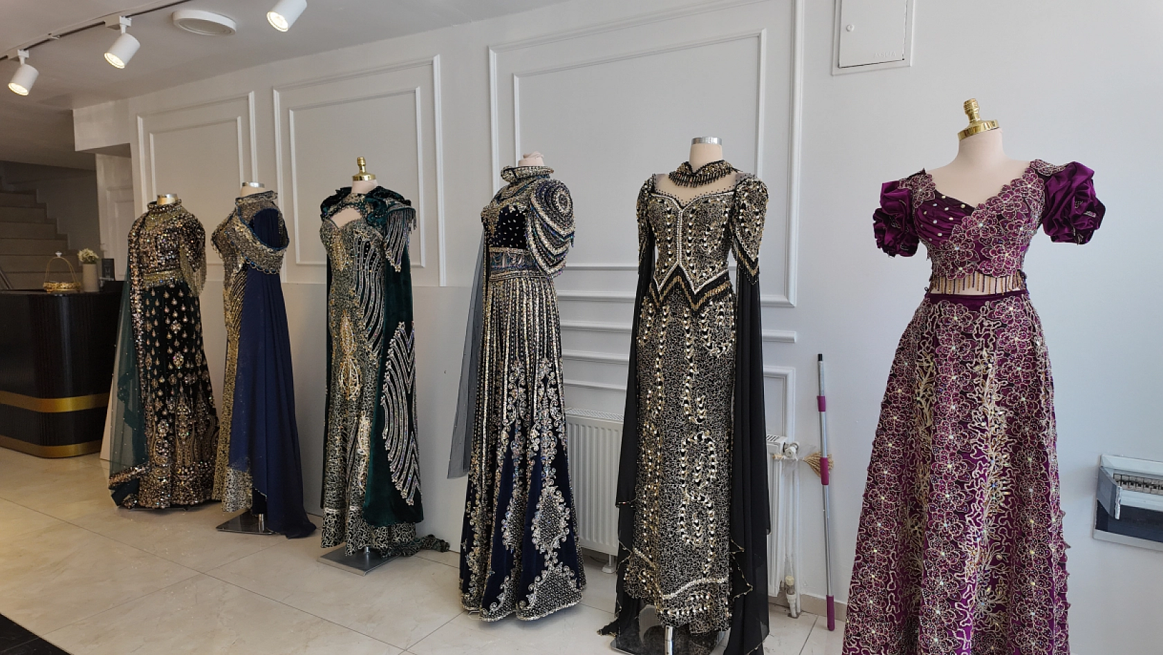 Elazığ'da güzelliğin adresi: Kübra Nur Yıldırım makyaj stüdyosu ve gelinlik mağazası