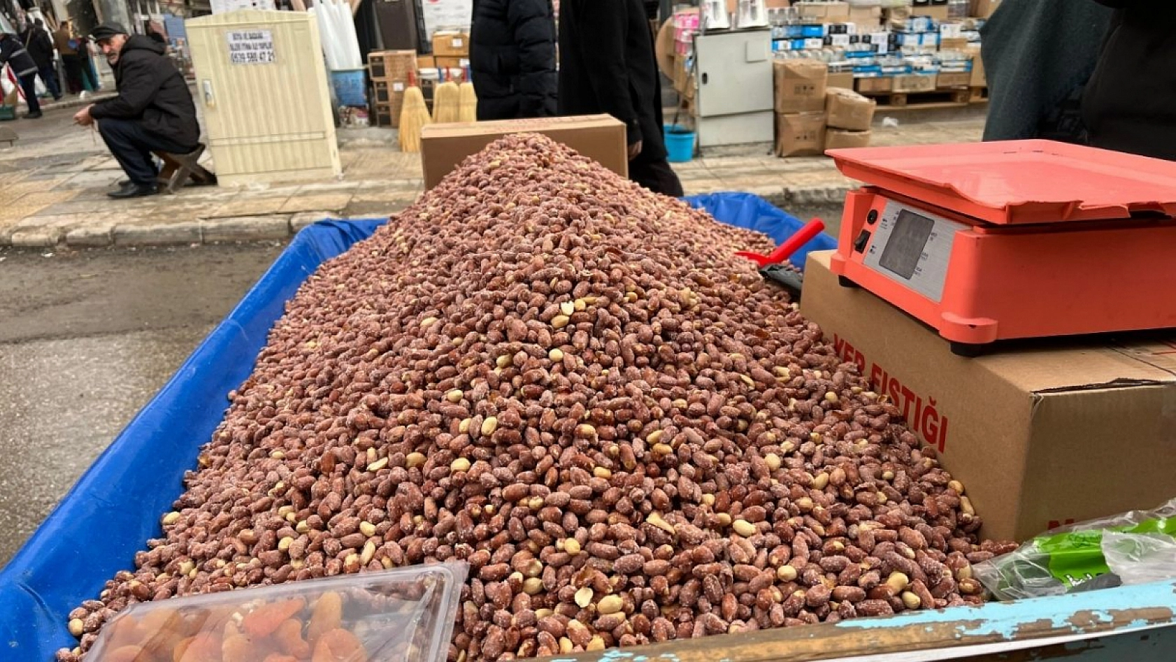 Eskimeyen o meslek: Elazığ'ın her köşesinde