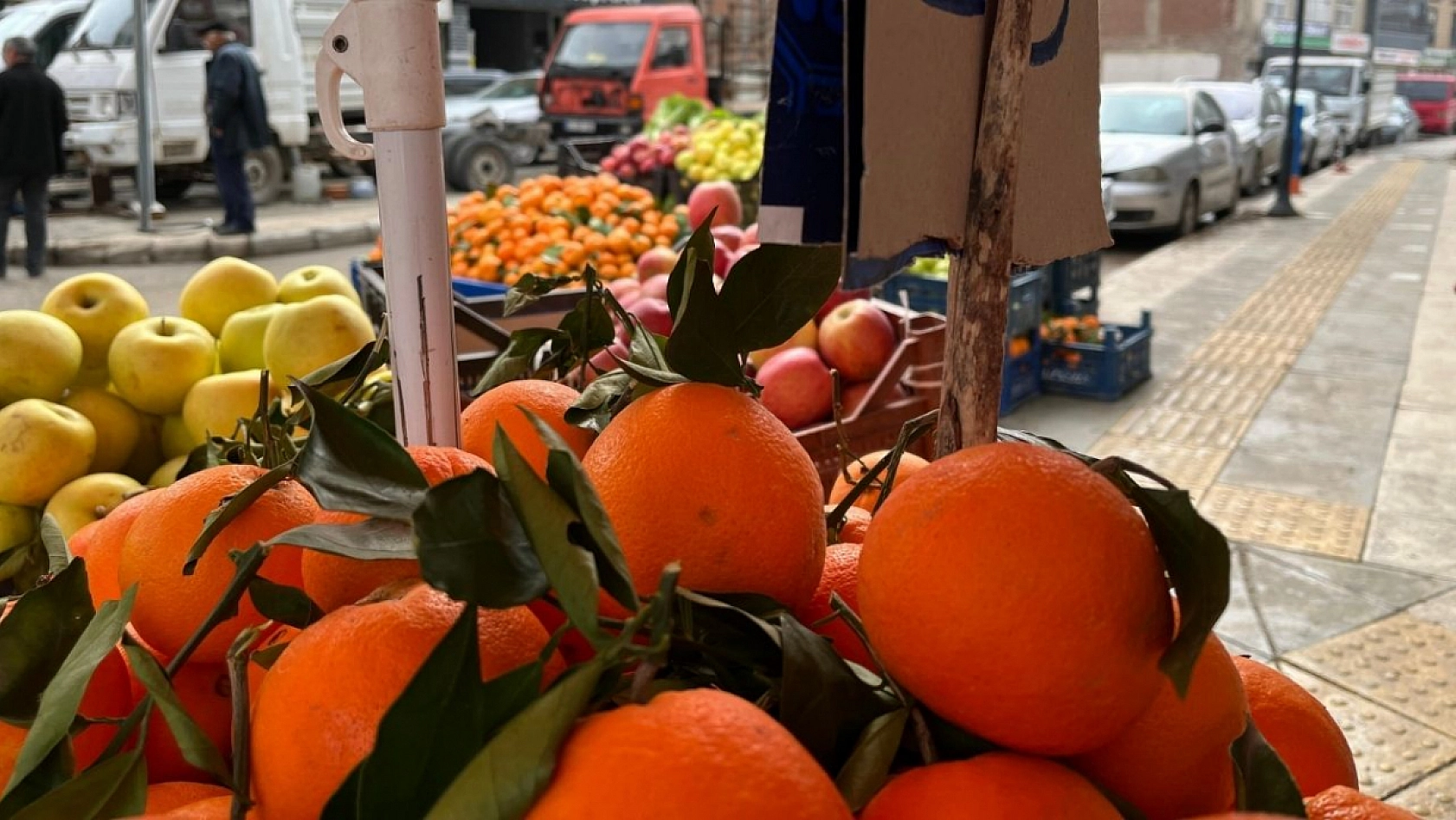 Eskimeyen o meslek: Elazığ'ın her köşesinde