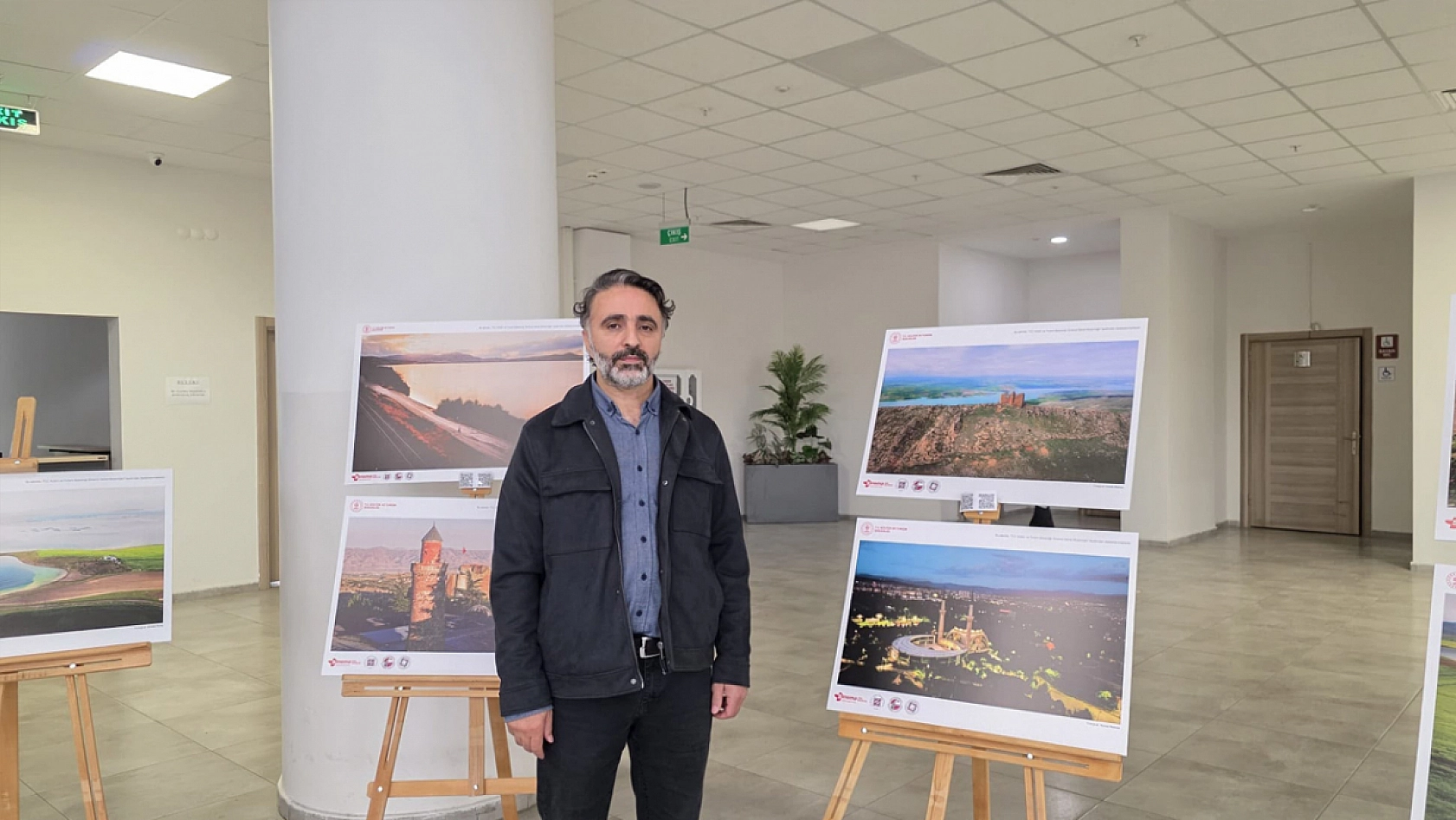 Fırat Üniversitesi'nde 'perdenin ötesinde' sergisi kapılarını açtı