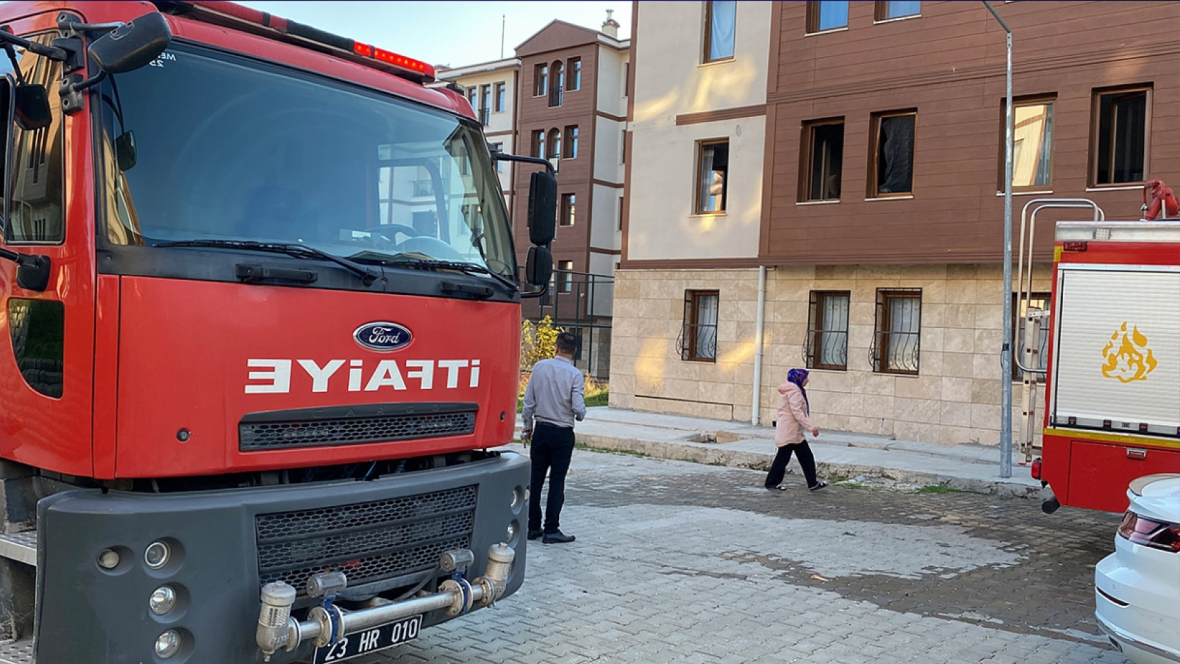 Elazığ'da apartman dairesinde yangın çıktı