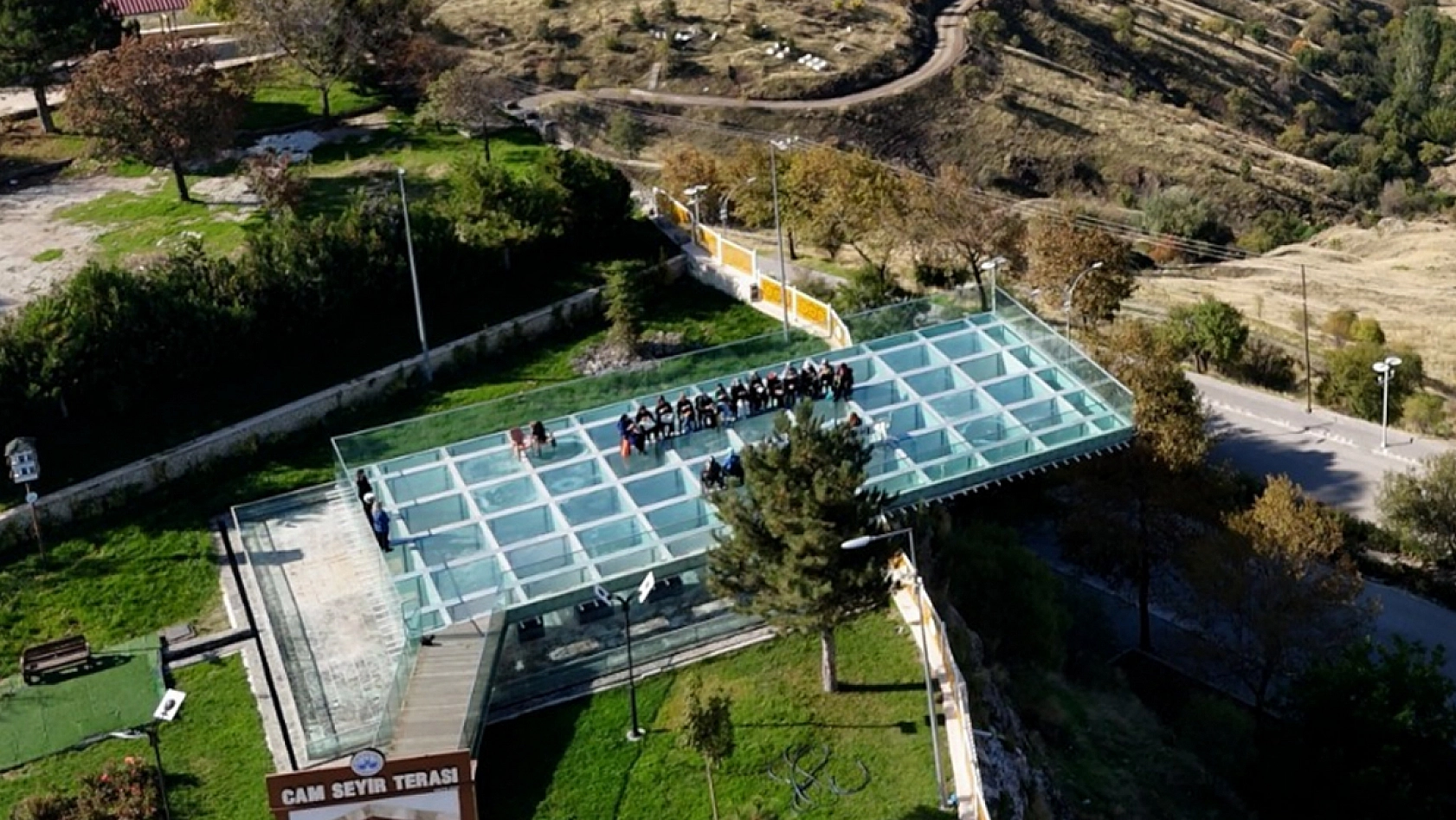 ESMEK'ten Harput Cam Seyir Terası'nda örgü etkinliği