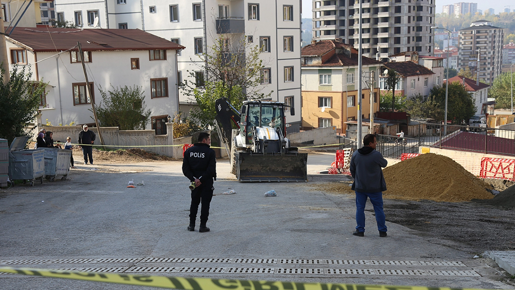 İş makinesinin çarptığı yaşlı kadın hayatını kaybetti