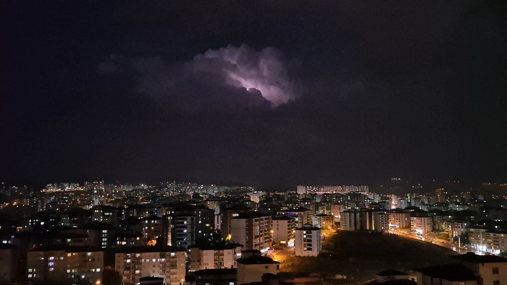 Elazığ'da bulutların içinde görsel şölen