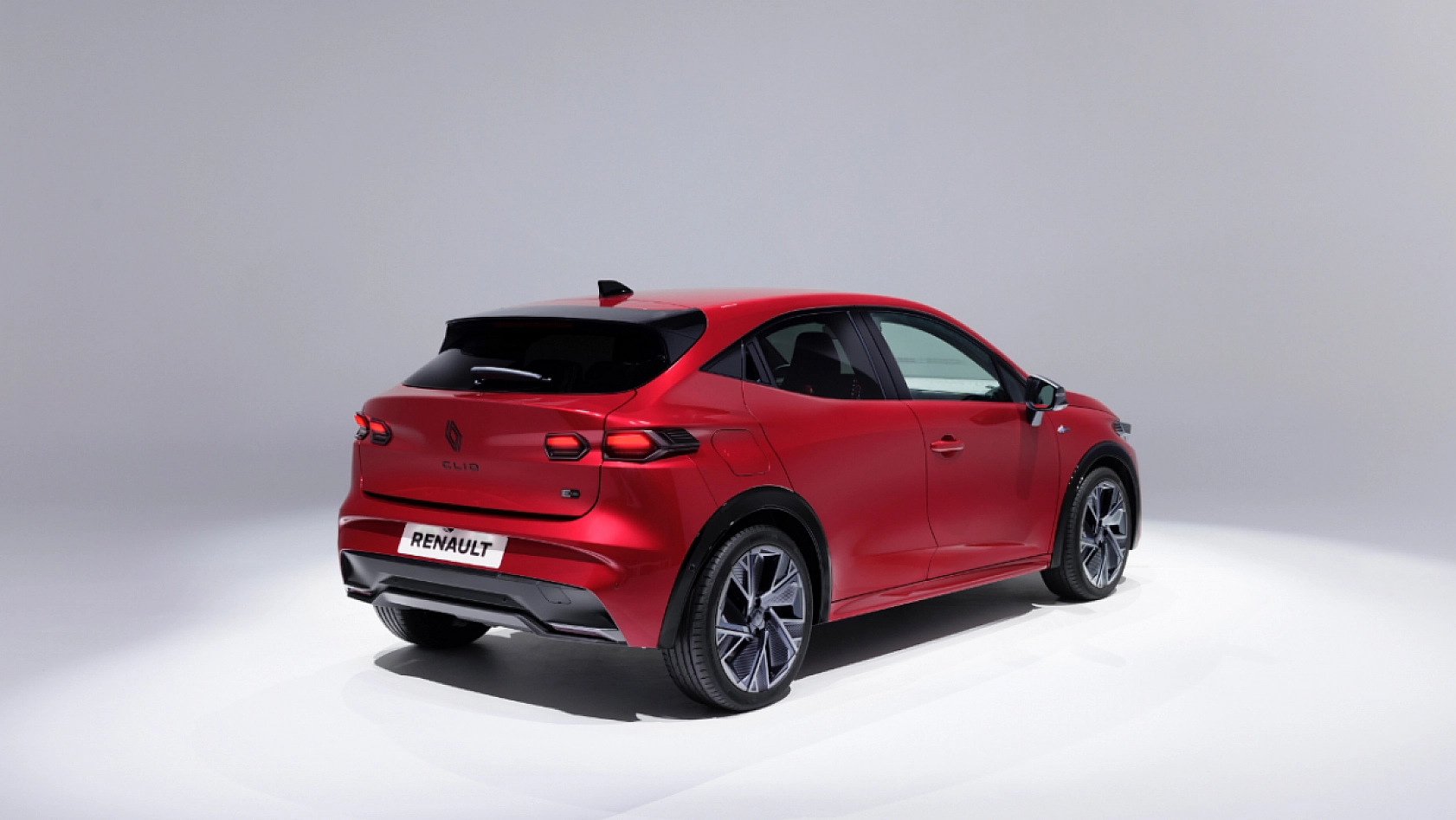 Elazığ'da yeni Clio 6'nın LPG seçeneği merak uyandırdı