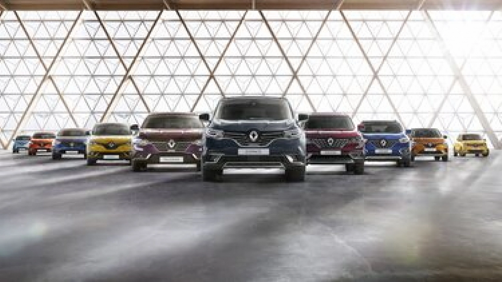 Renault'tan şaşırtıcı kampanya! O modelde sıfır faiz ve büyük indirim