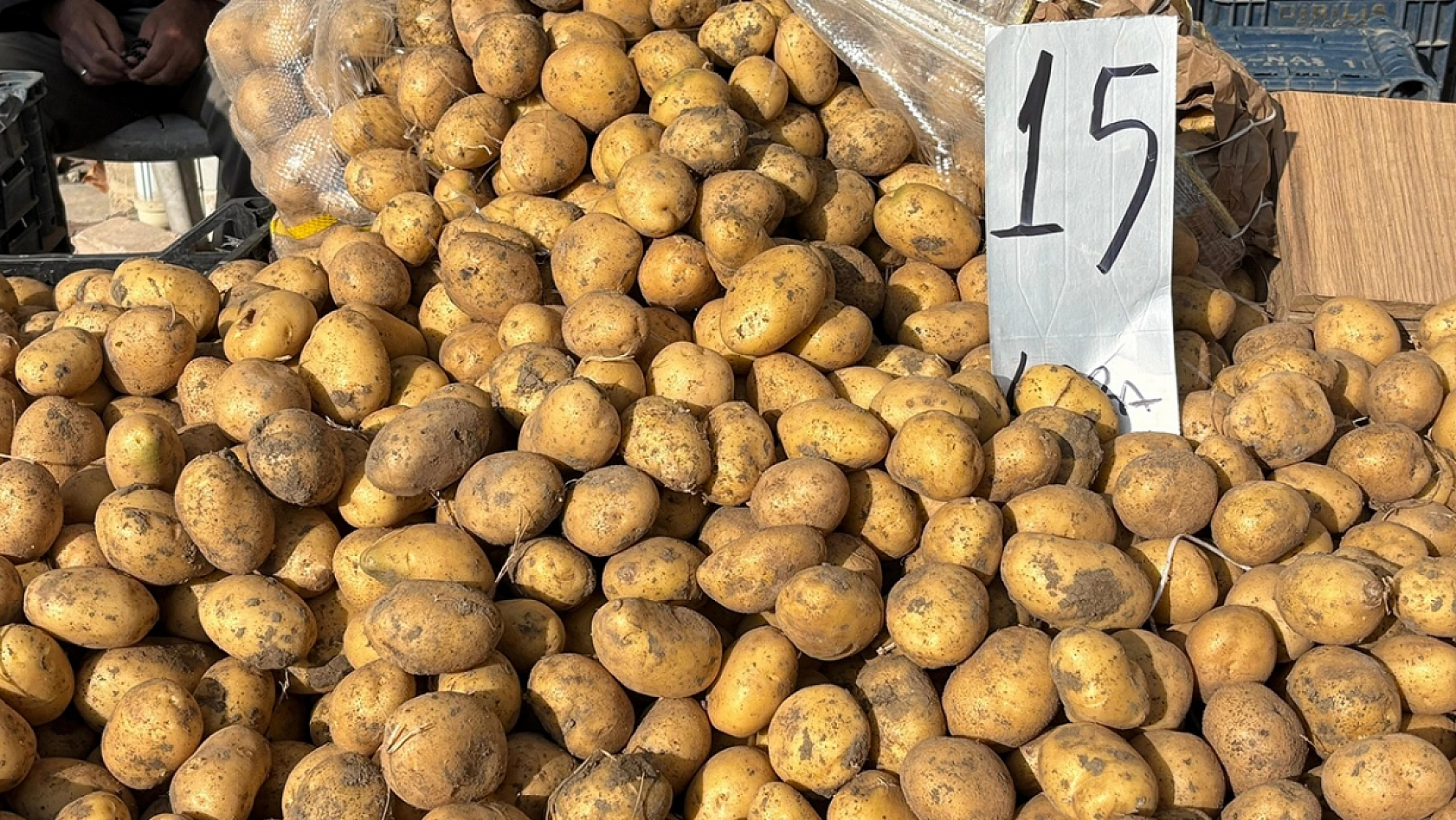 Elazığ'da pazar esnafı sinirli: 'kimse nankörlük yapmasın'