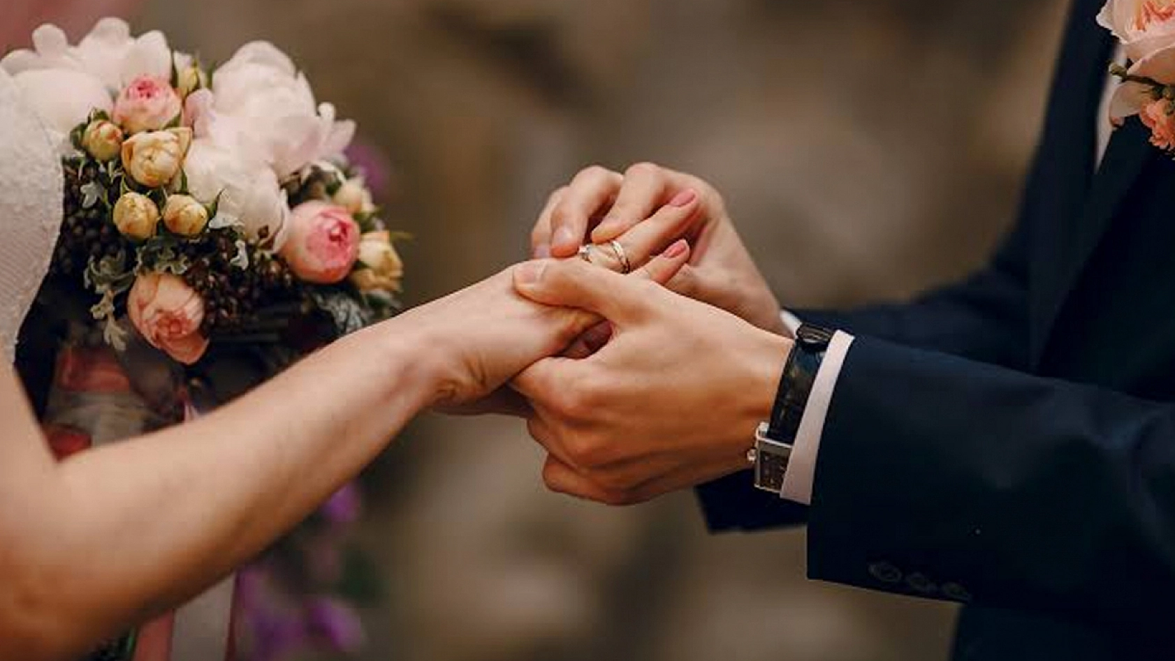 Aile ve Gençlik Fonu'ndan genç çiftlere milyarlık destek