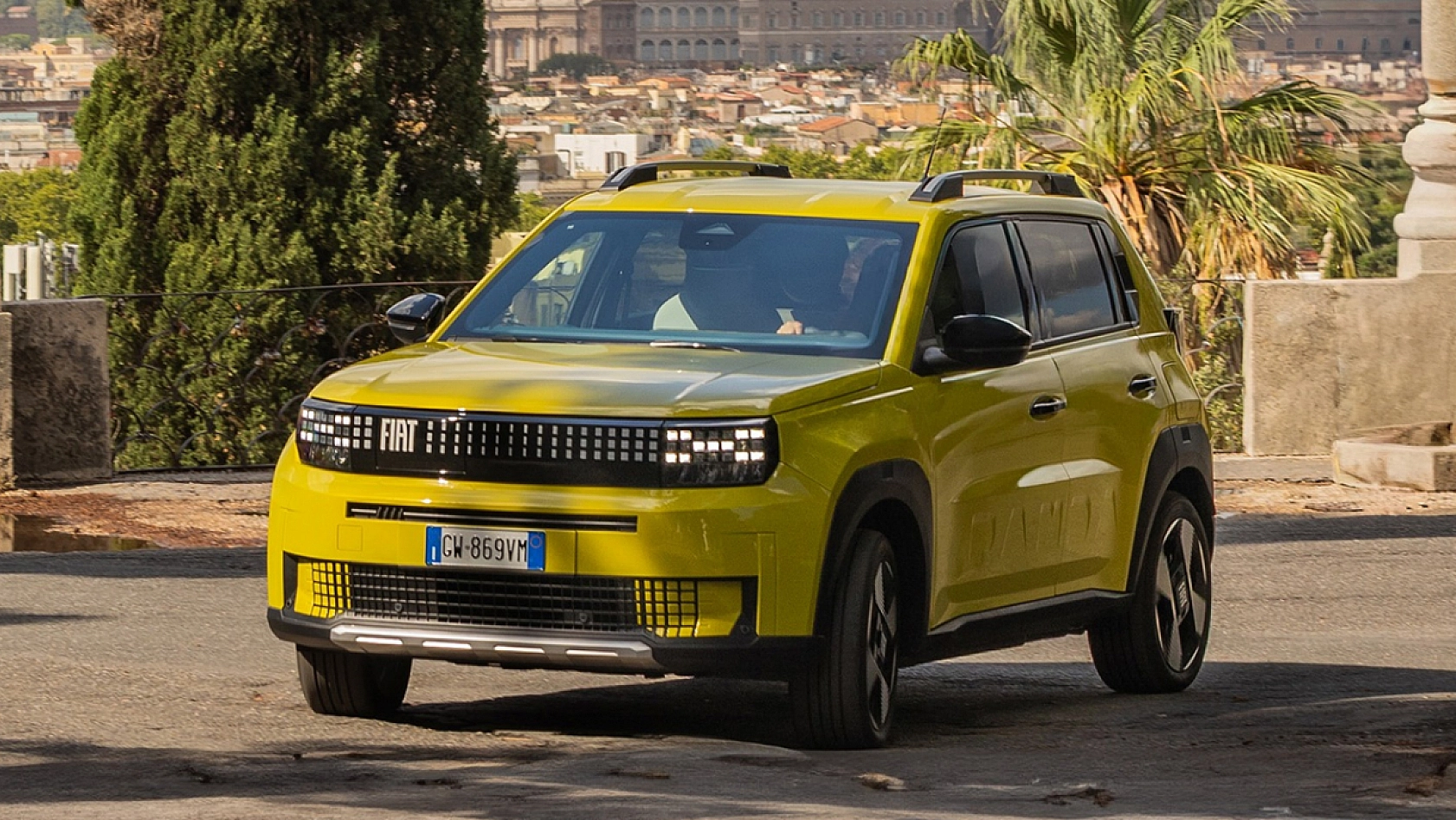 Elazığ'da elektrikli arabası olmayan kalmayacak: Fiyatı duyan bayiyi arıyor