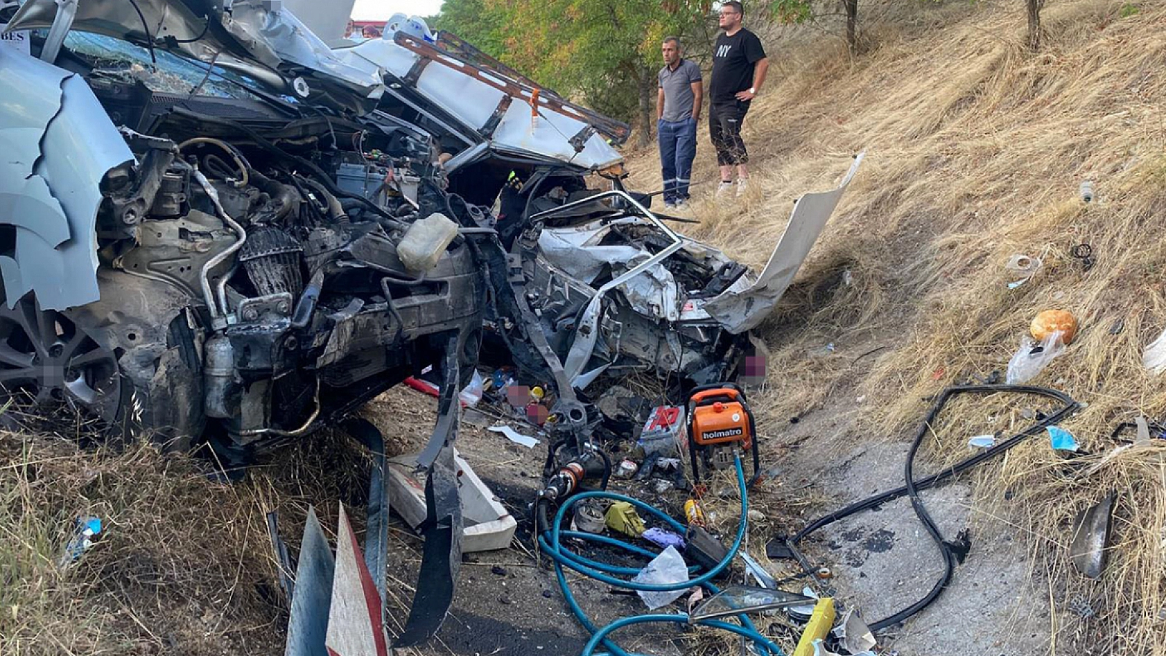 Feci kaza! 1 ölü, 5 yaralı