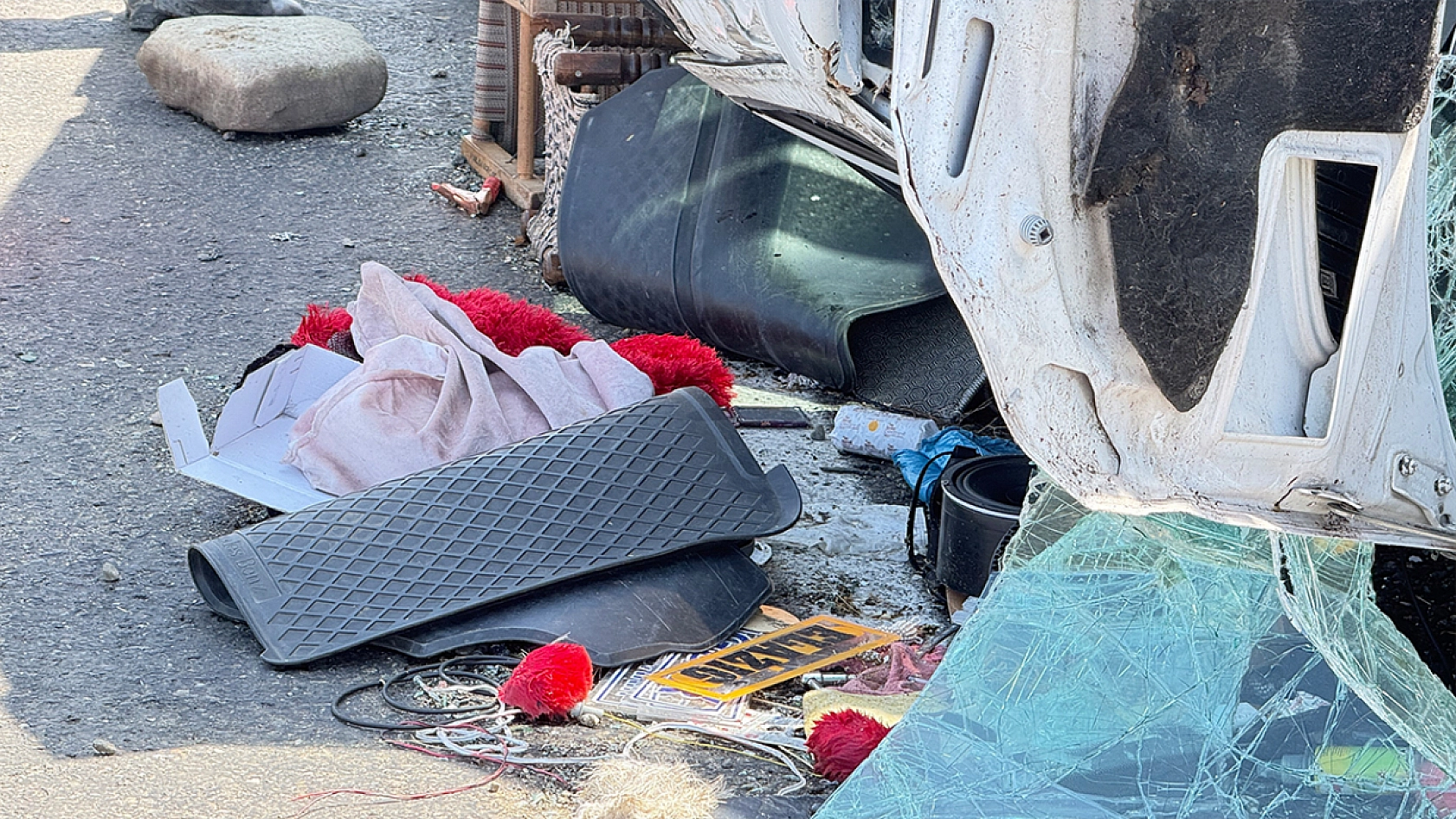 Feci minibüs kazasında ölü sayısı 7'ye yükseldi