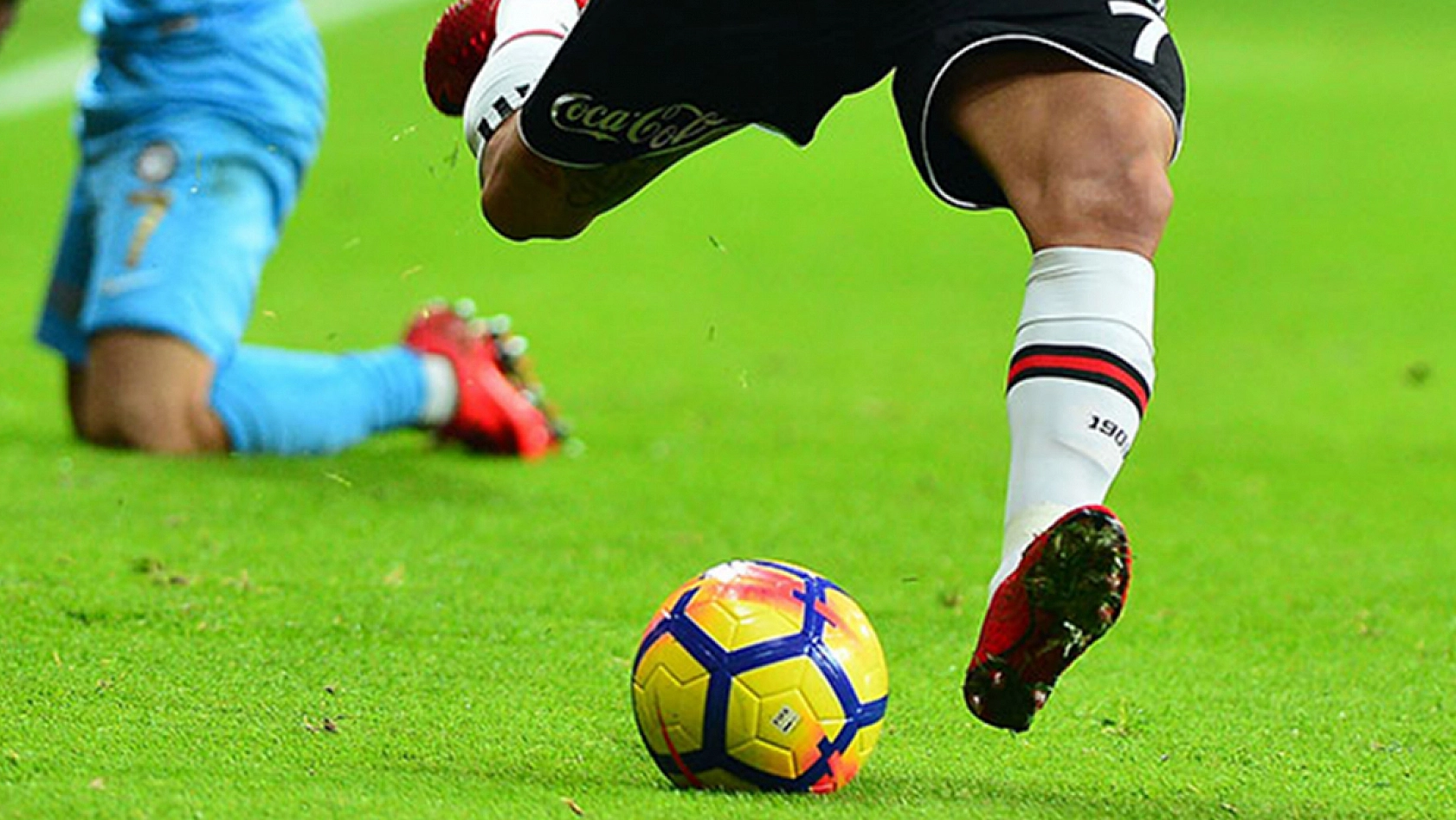 Futbol severler dikkat! Maçlarda yeni dönem başlıyor