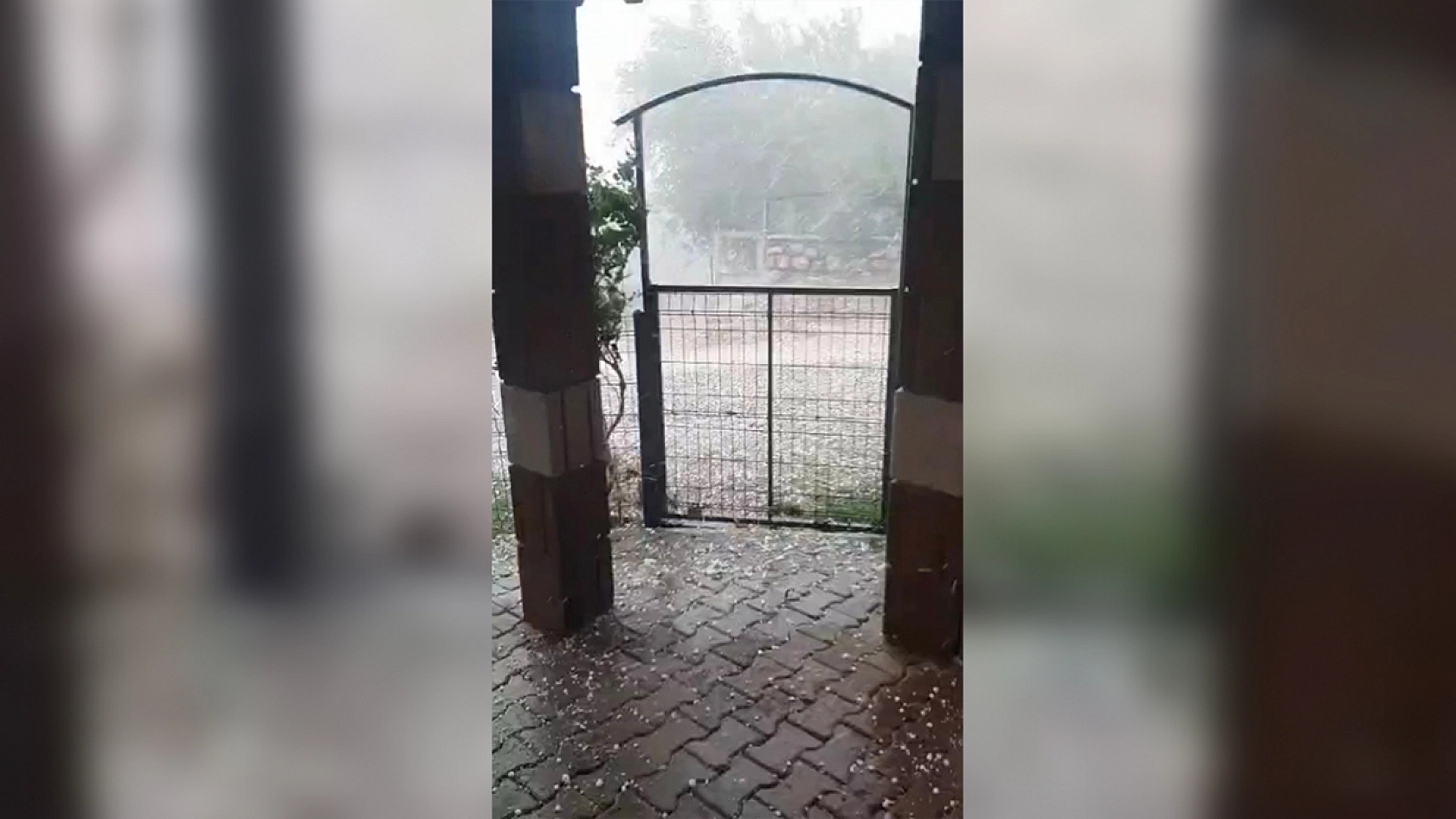 Karakoçan'da fırtına ve dolu hayatı olumsuz etkiledi